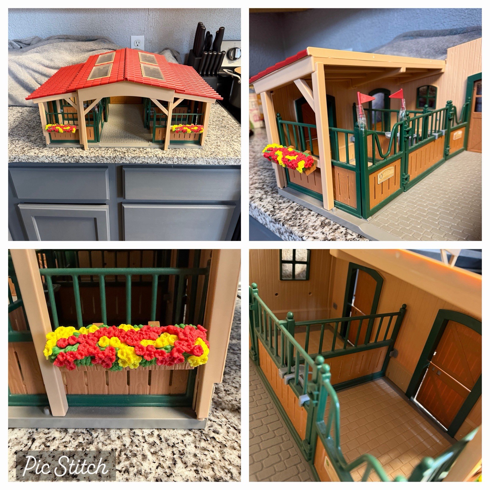 Schleich Farm World Large Horse Stable Playset 42195 Barn Farm
