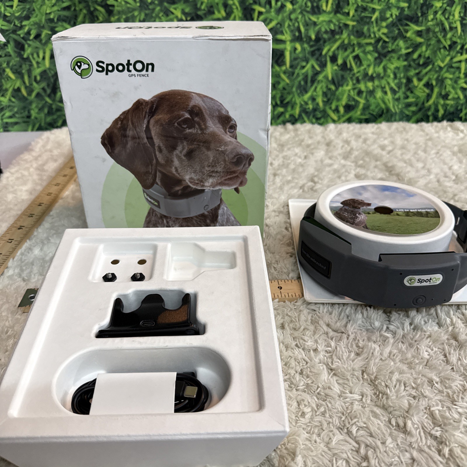 SpotOn (missing Parts)GPS Fence Dog Collar Model SOF-200-MO. Size Medium SpotOn (missing Parts)GPS Fence Dog Collar Model SOF-200-MO. Size Medium