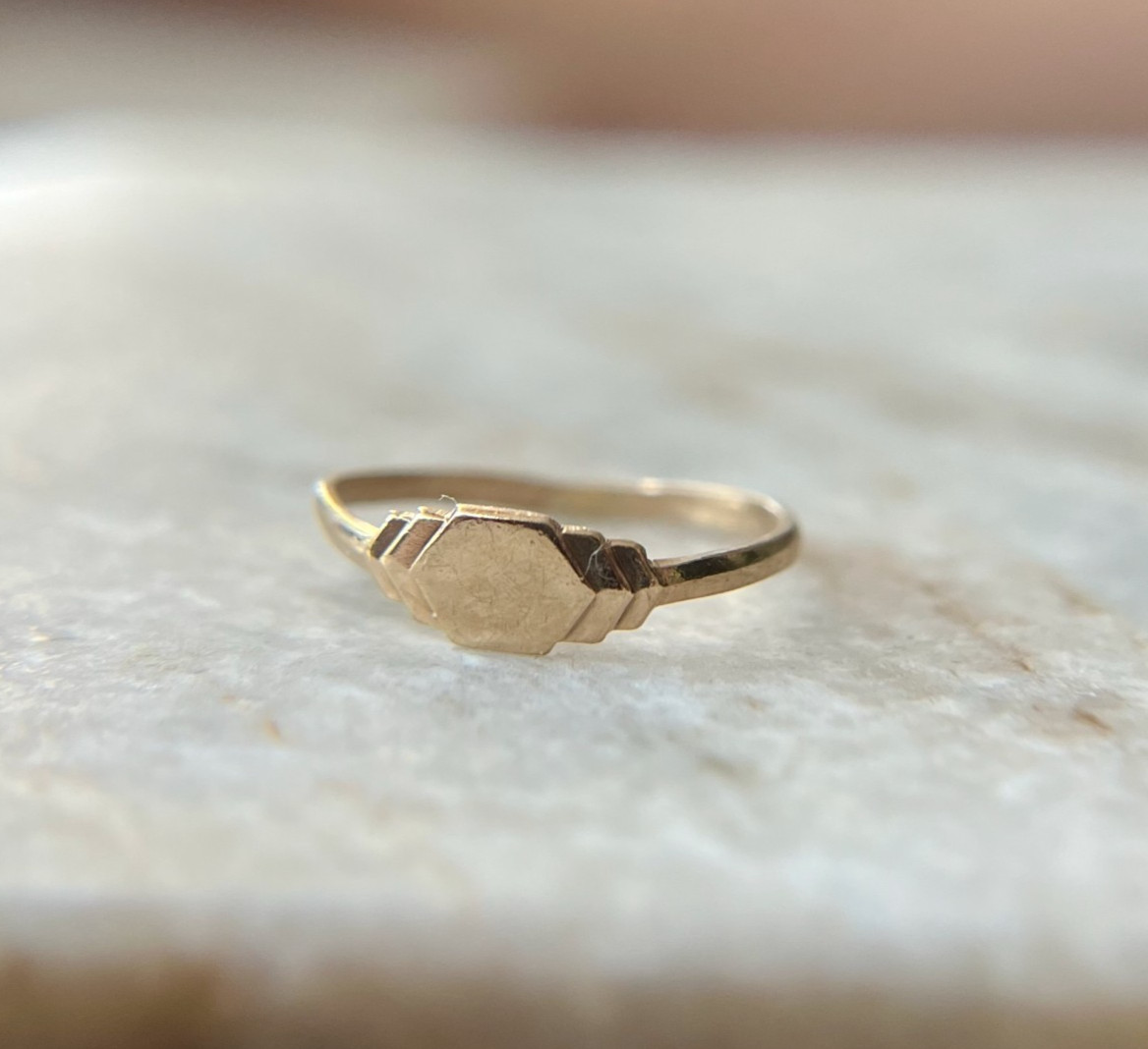 Vintage 10K Yellow Gold Red Stone Star Engraving Baby Pinky Ring, Size 3 Vintage 10K Yellow Gold Red Stone Star Engraving Baby Pinky Ring, Size 3