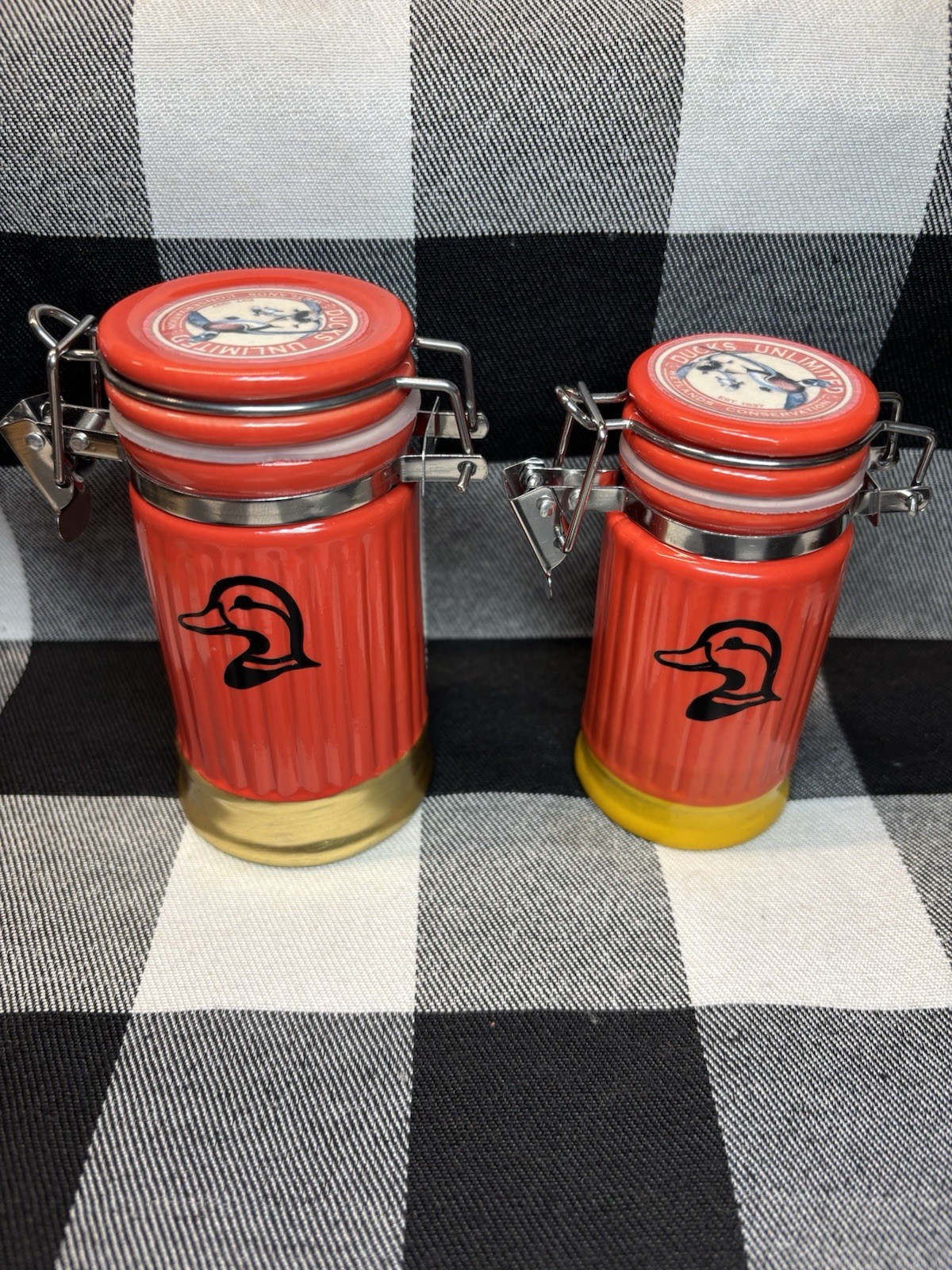 Ducks Unlimited Airtight 2 Containers collectibles Memorabilia Rare Shell Decoy Ducks Unlimited Airtight 2 Containers collectibles Memorabilia Rare Shell Decoy