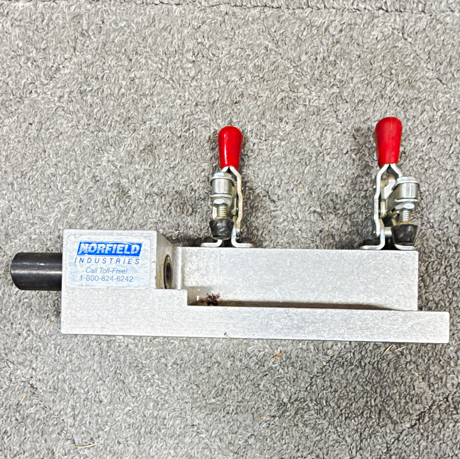Norfield Industries Fixture Block w/ 2 Vertical Handle Toggle Clamps, Red Norfield Industries Fixture Block w/ 2 Vertical Handle Toggle Clamps, Red