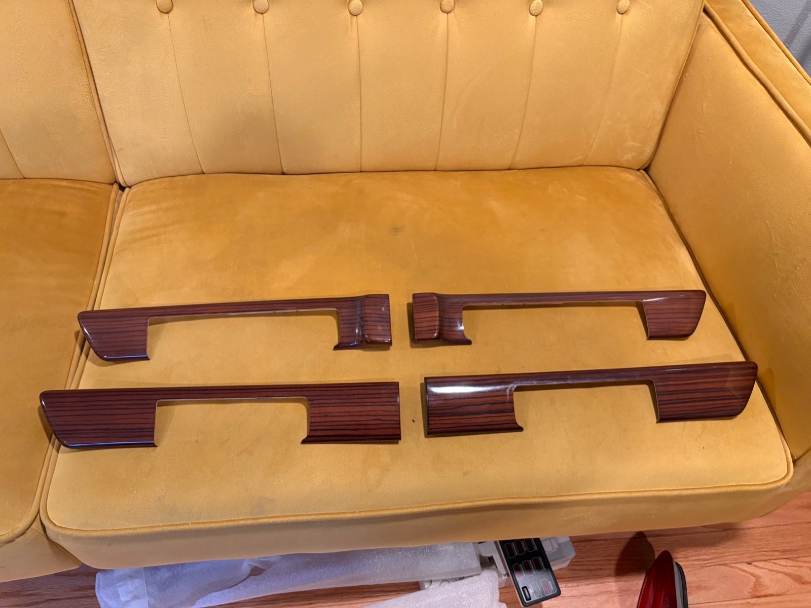 OEM Mercedes W126 Sedan Wood Door Trim - Complete Set. No Cracks