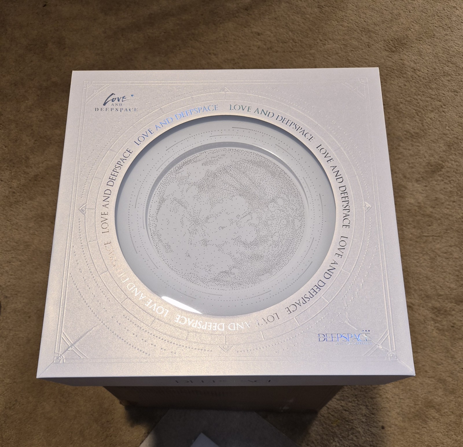 BRAND NEW Love and Deepspace 2024 VIP BOX (EN Ver) BRAND NEW Love and Deepspace 2024 VIP BOX (EN Ver)