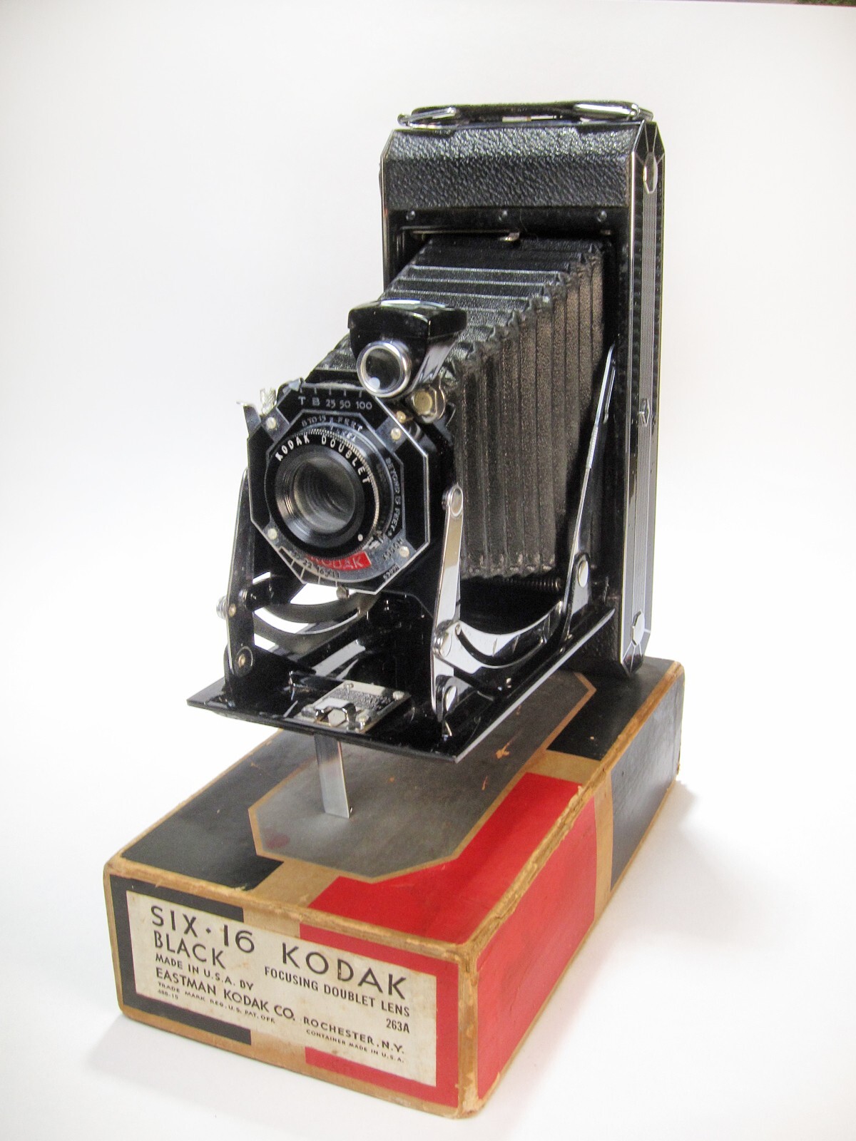 Vintage Kodak Six-16 Black Folding Camera with Box, Deco Beauty Vintage Kodak Six-16 Black Folding Camera with Box, Deco Beauty
