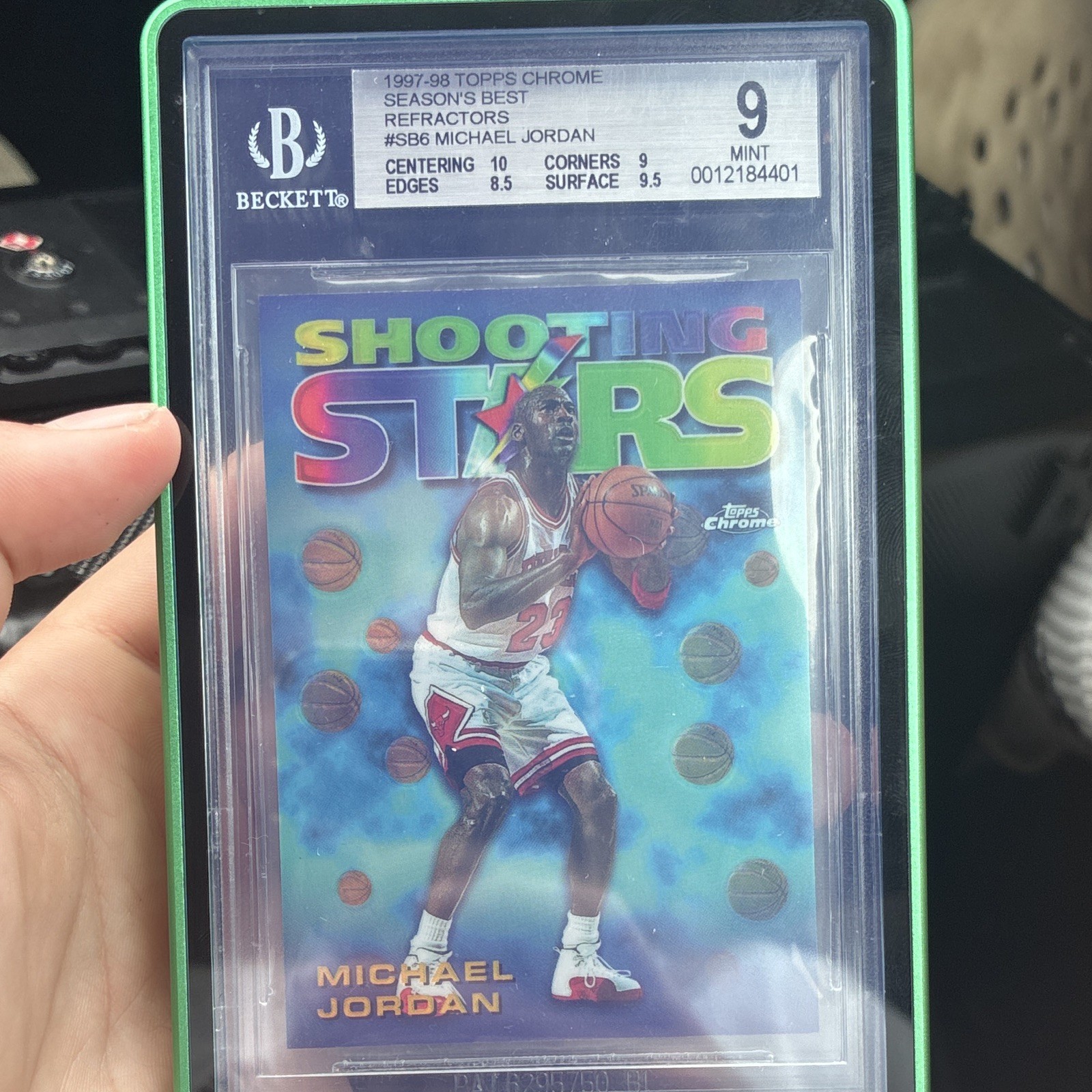 Topps 1997-98 Chrome Season's Best Refractor Jordan #SB6 BGS 9 Topps 1997-98 Chrome Season's Best Refractor Jordan #SB6 BGS 9