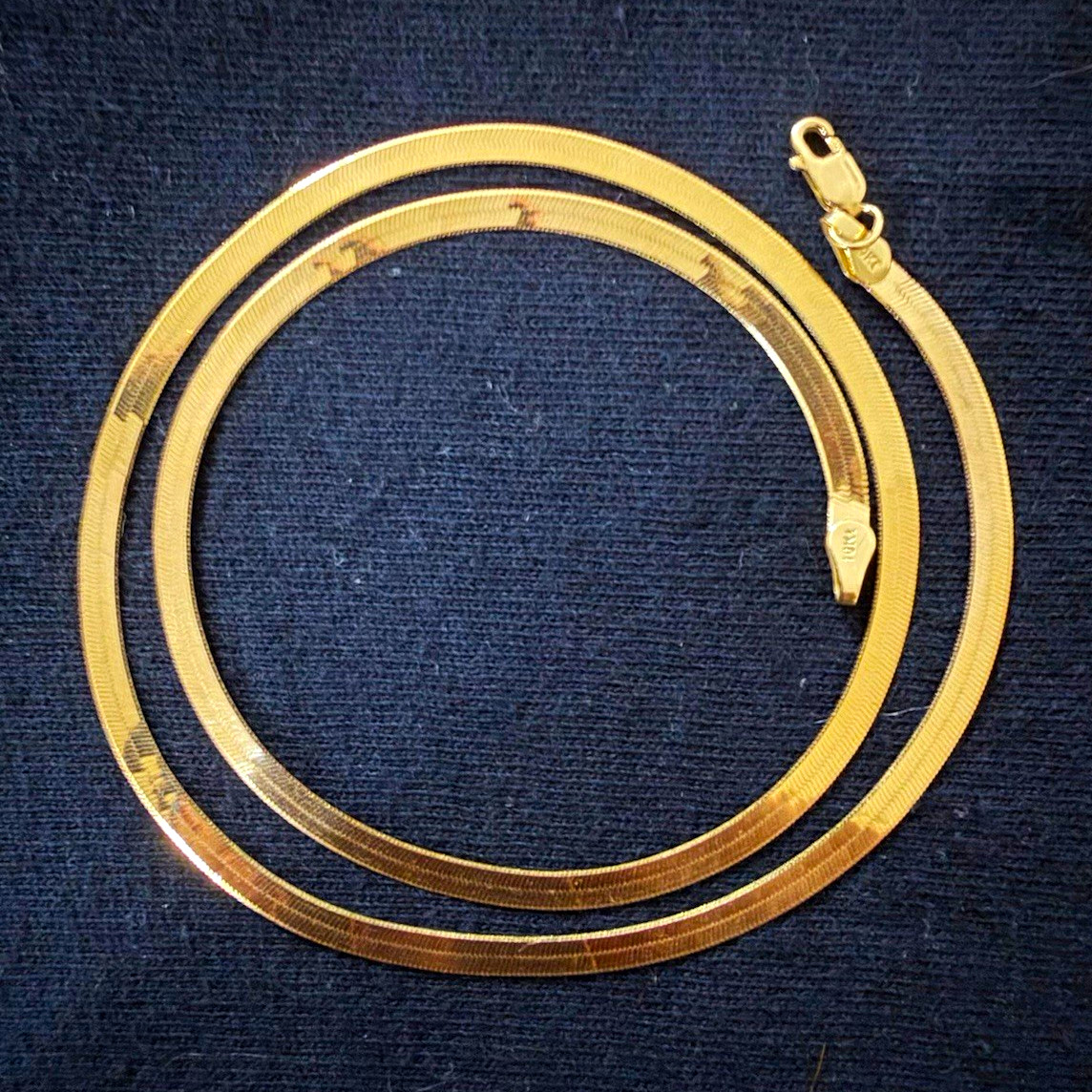 3mm Silky Flexible Herringbone Chain Necklace 16 inch 10k Yellow Gold Solid 3mm Silky Flexible Herringbone Chain Necklace 16 inch 10k Yellow Gold Solid