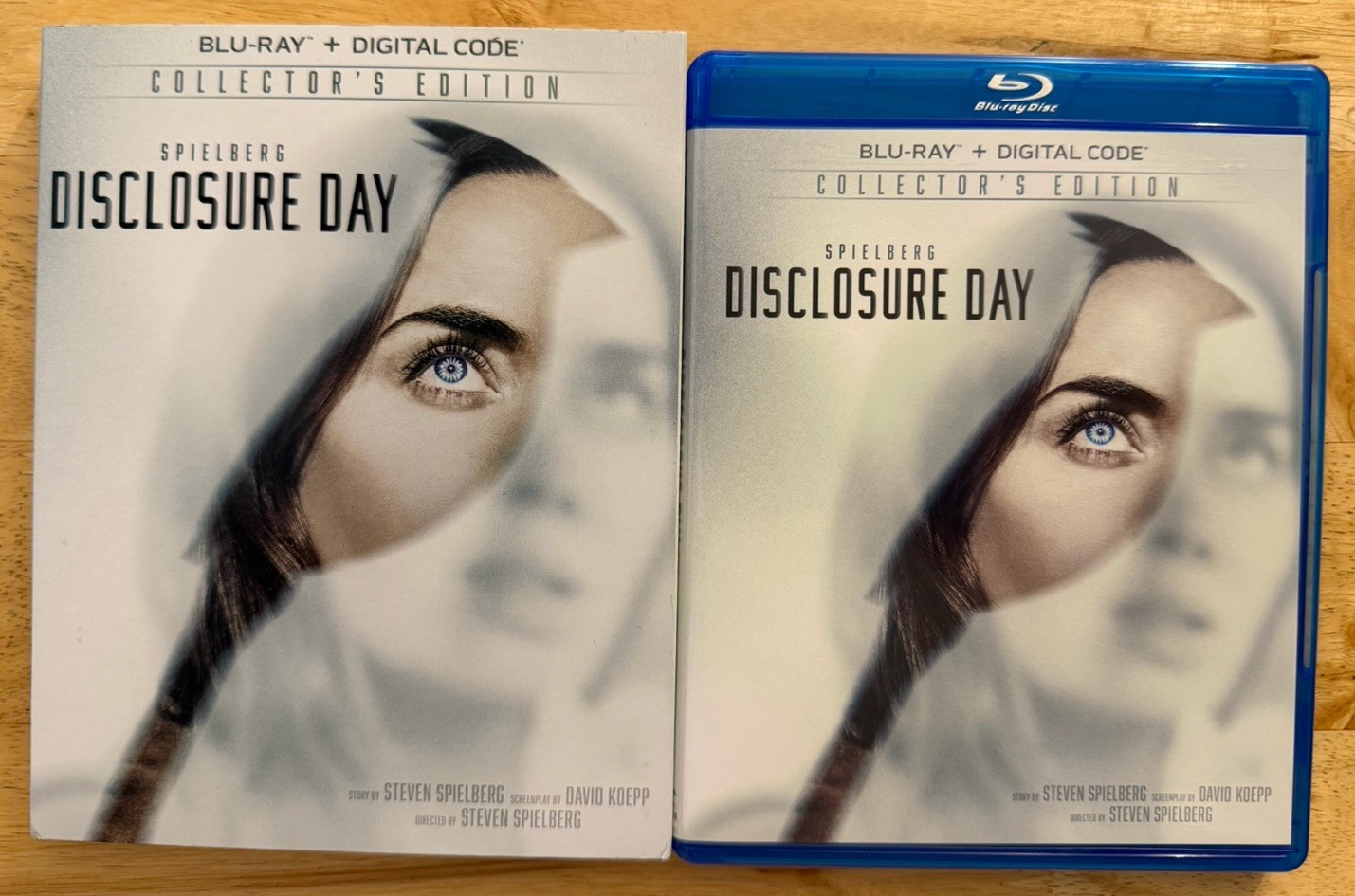 DISCLOSURE DAY BLU RAY COLLECTOR'S EDITION SLIPCOVER SLEEVE DISCLOSURE DAY BLU RAY COLLECTOR'S EDITION SLIPCOVER SLEEVE