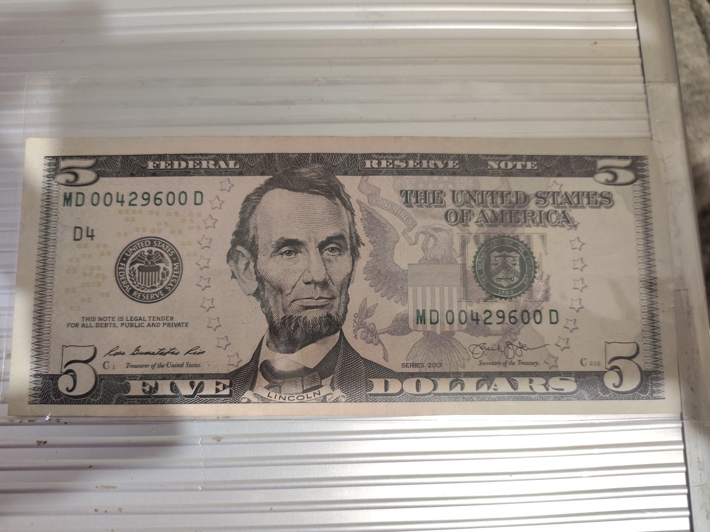 00-00 Bookends. Very Rare 2013 $5 Fancy Serial Number 00-00 Bookends. Very Rare 2013 $5 Fancy Serial Number