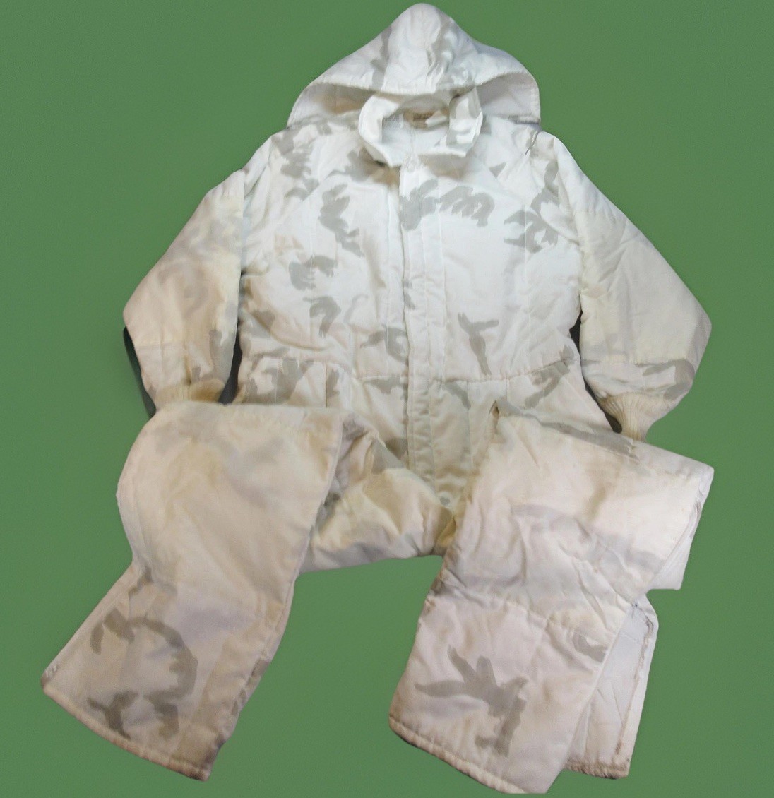 Vintage Cabelas Snow Camo Insulated Coveralls Mens XL Hunting Snowsuit 70s USA