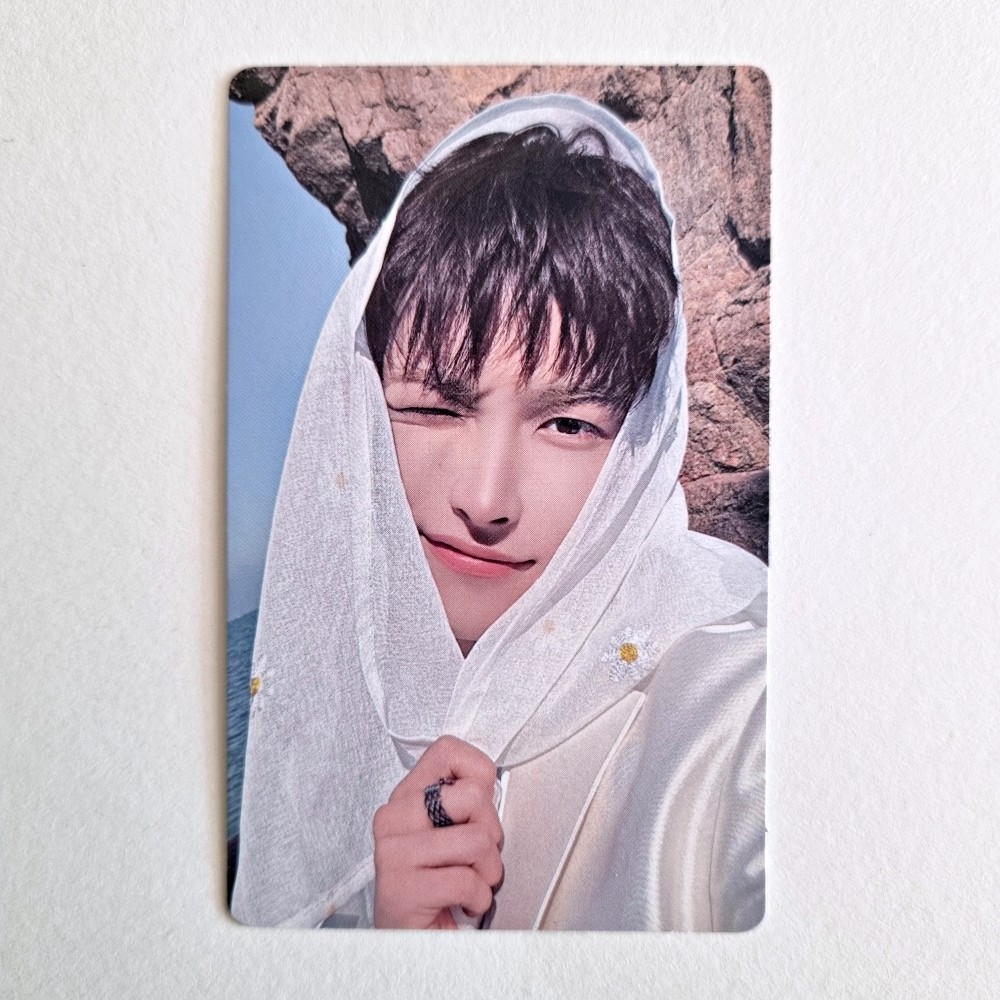 ATEEZ 8th Anniversary Exhibition BLUE DRIFT Random Trading Card Photocard
