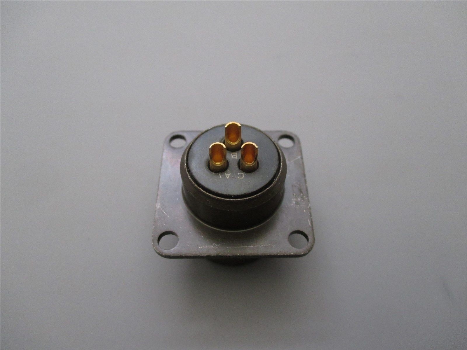 Souriau 851-02E12-3S50