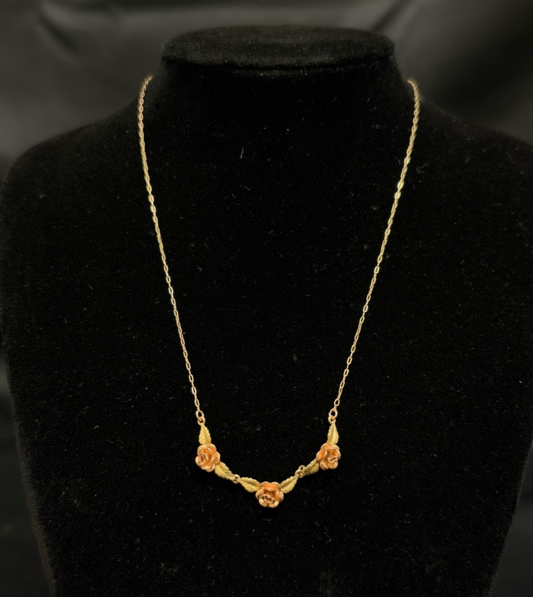 Vintage Krementz Signed Two Toned Rose Necklace Dainty Delicate Chain Gold Tone Vintage Krementz Signed Two Toned Rose Necklace Dainty Delicate Chain Gold Tone