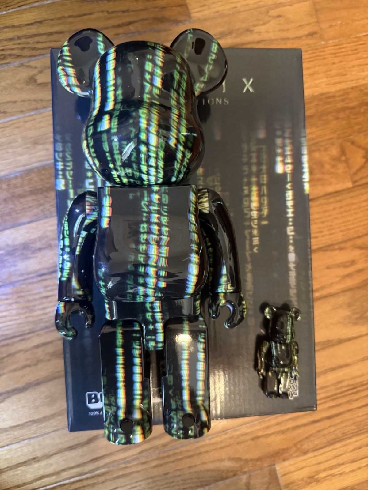 The Matrix Resurrections 100% & 400% Bearbrick Set by Medicom Toy The Matrix Resurrections 100% & 400% Bearbrick Set by Medicom Toy