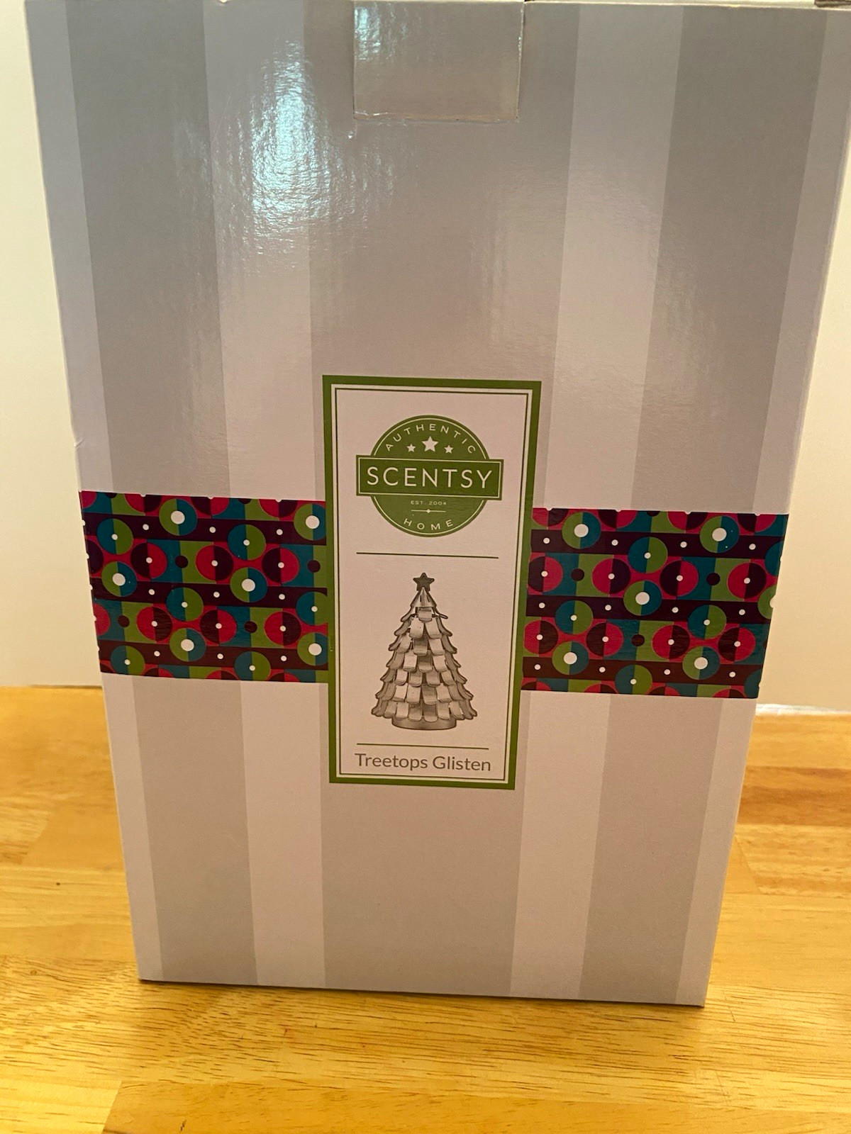 Scentsy Treetops Glisten Home Fragrance Electric Oil/Wax Warmer Diffuser Scentsy Treetops Glisten Home Fragrance Electric Oil/Wax Warmer Diffuser