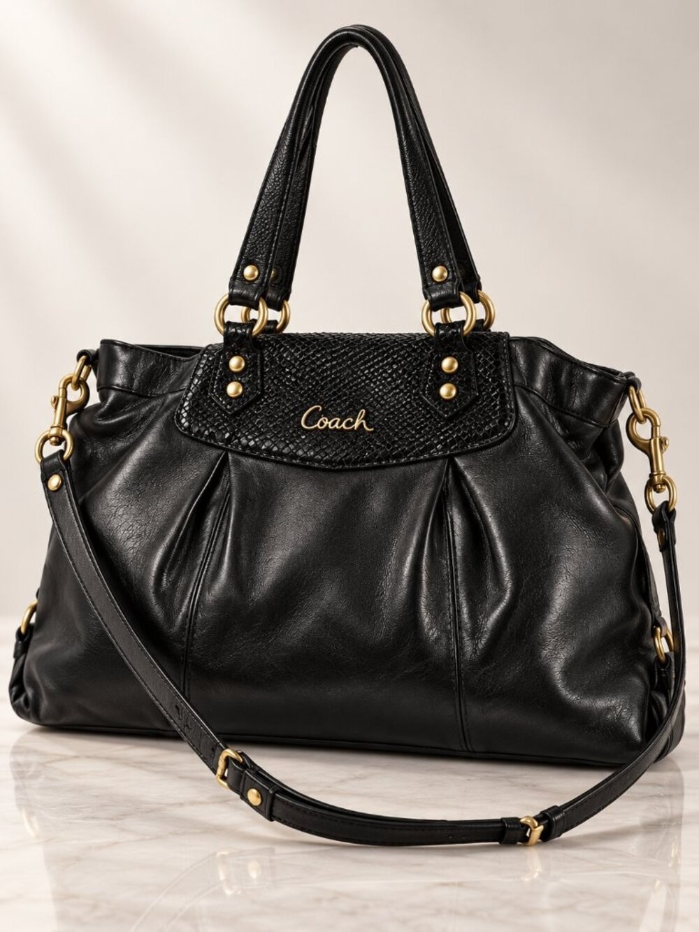 Coach F19243 Ashley Two-Way Shoulder Bag Leather Carryall Black Satchel Tote