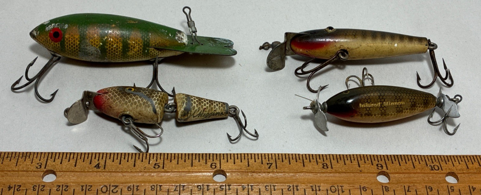 Lot Of 4 Vntg Wood Fishing Lures 2 Creek Chub 1 W Glass Eyes JC Higgins Bomber Lot Of 4 Vntg Wood Fishing Lures 2 Creek Chub 1 W Glass Eyes JC Higgins Bomber