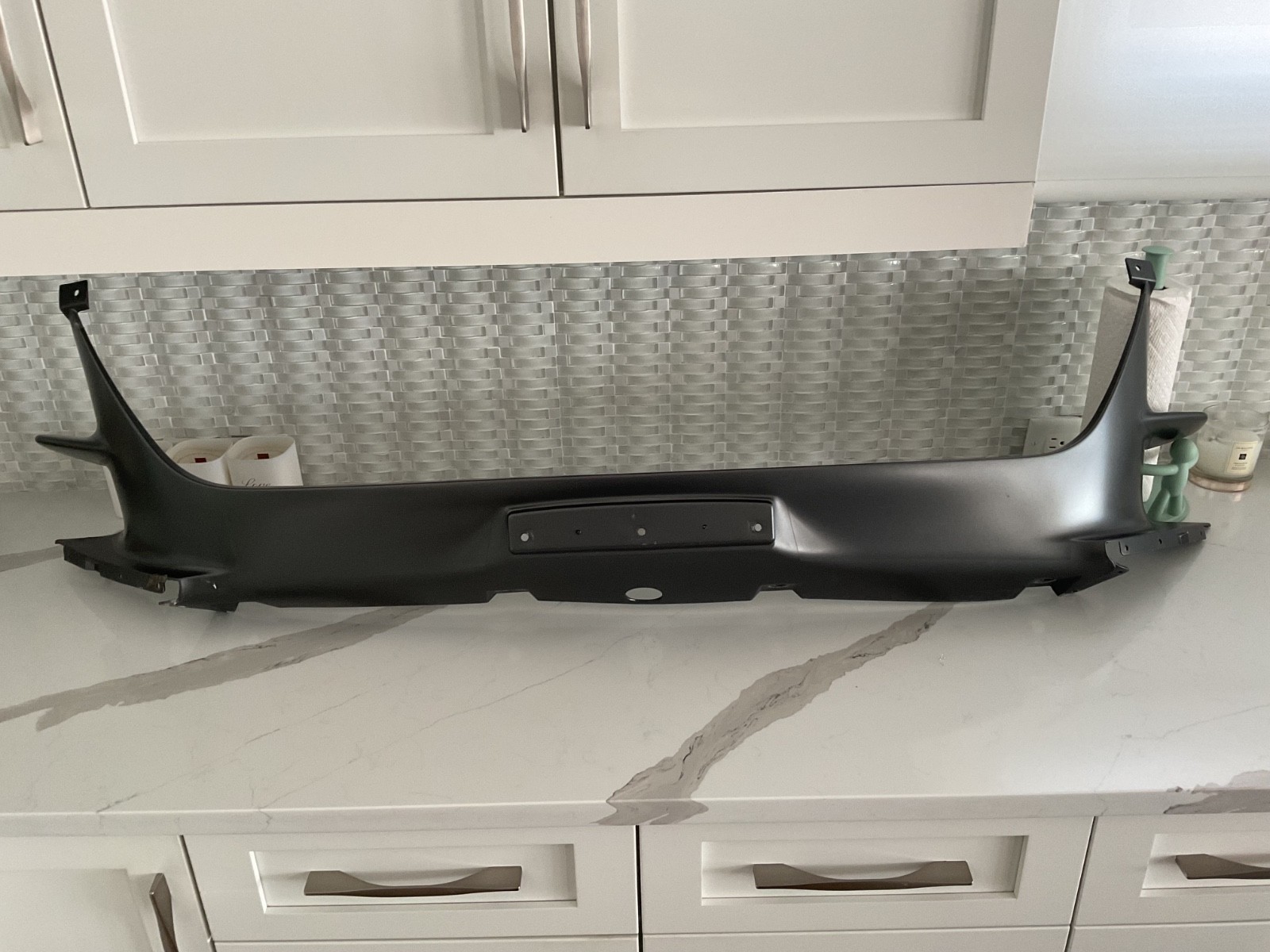 FERRARI 812 GTS FRONT BUMPER AIR INTAKE 2021 2022 2023 88851800 RECONDITIONED OE FERRARI 812 GTS FRONT BUMPER AIR INTAKE 2021 2022 2023 88851800 RECONDITIONED OE