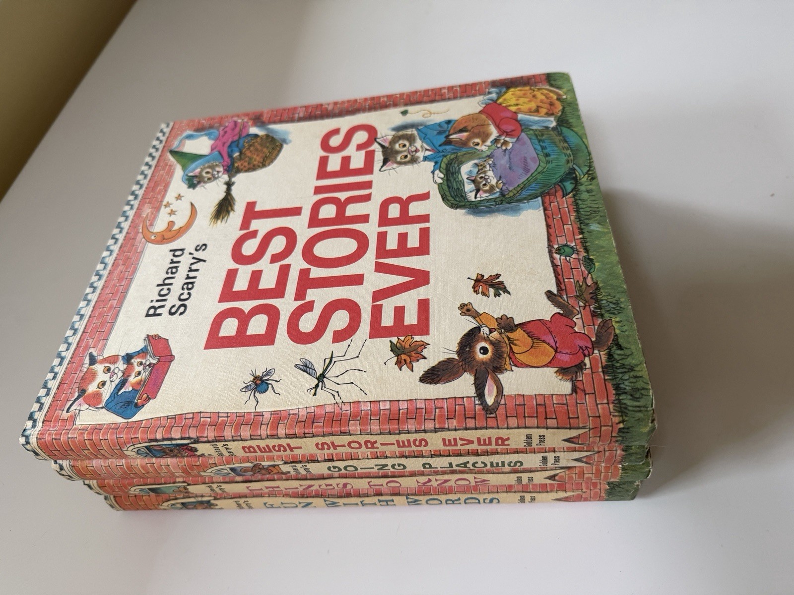 Vintage Richard Carry Box Set Vintage Richard Carry Box Set