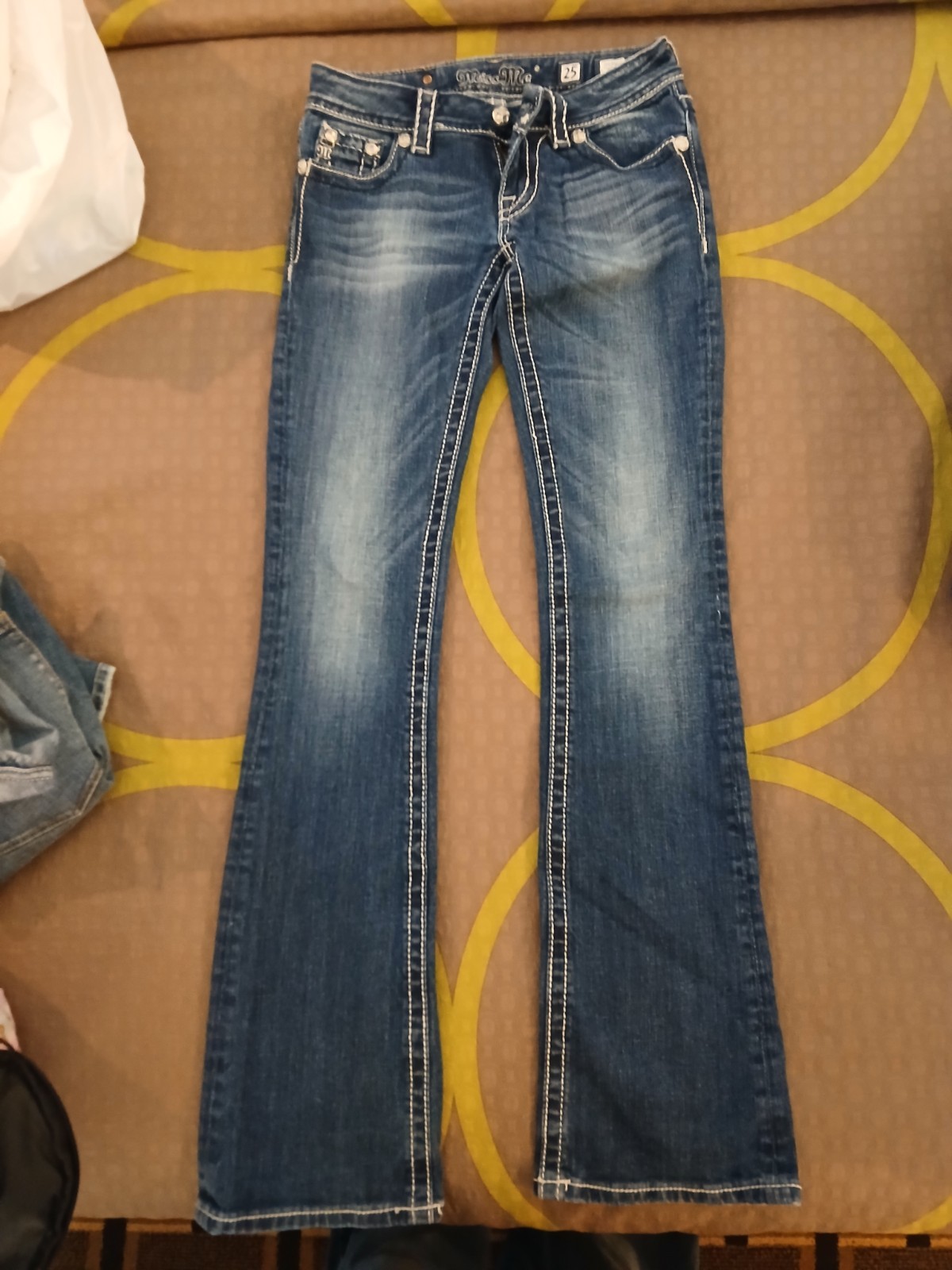 Miss Me Womens Bootcut jeans size 25 