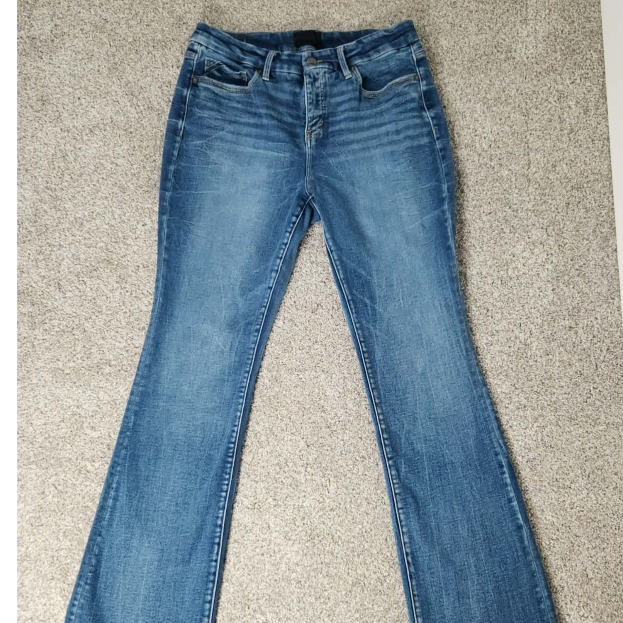 Buckle Black Women\'s Fit No. 85 Bootcut Jeans Medium Wash Size 30 x 36 Shaping