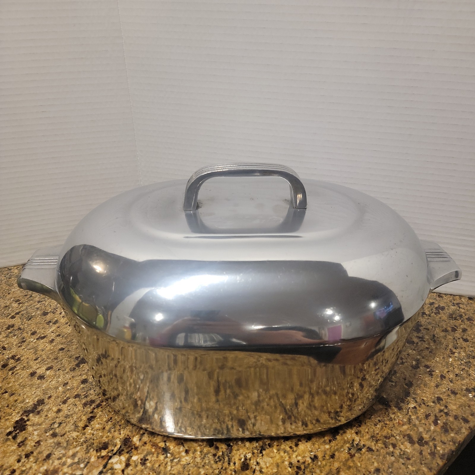 Wagner Ware Sidney -O -Magnalite 4265P Oval Roaster Dutch Oven Pot Lid & Trivet Wagner Ware Sidney -O -Magnalite 4265P Oval Roaster Dutch Oven Pot Lid & Trivet