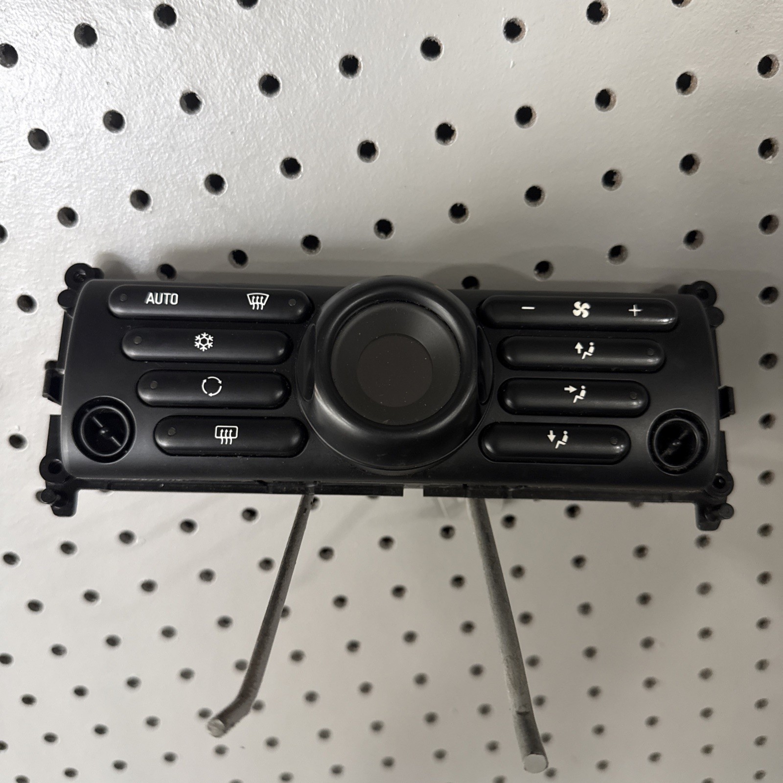 2002-2008 MINI COOPER CLIMATE CONTROL 64.116962469 2002-2008 MINI COOPER CLIMATE CONTROL 64.116962469