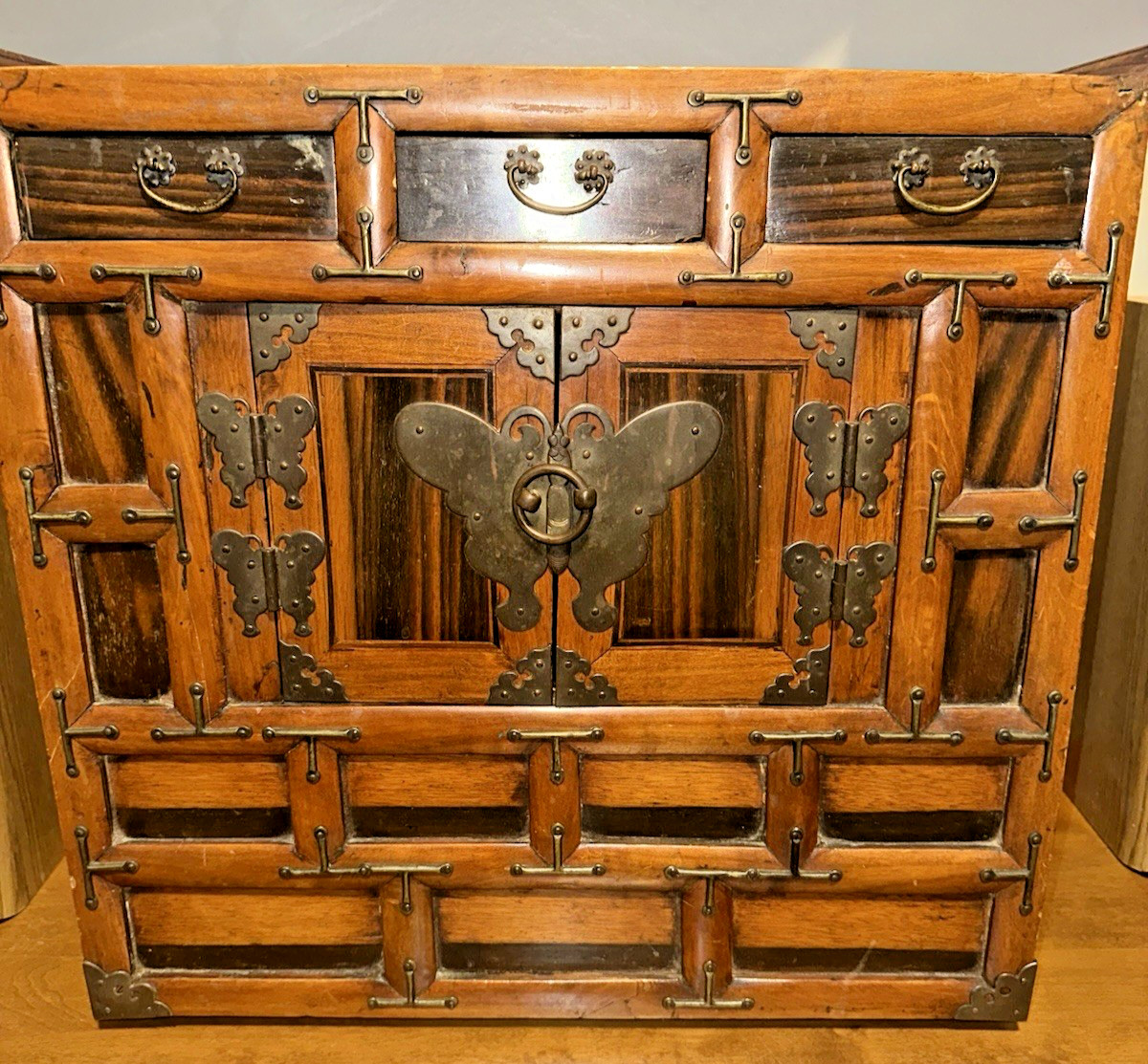 Korean Morijang Antique Chest Cabinet 19\ Korean Morijang Antique Chest Cabinet 19\