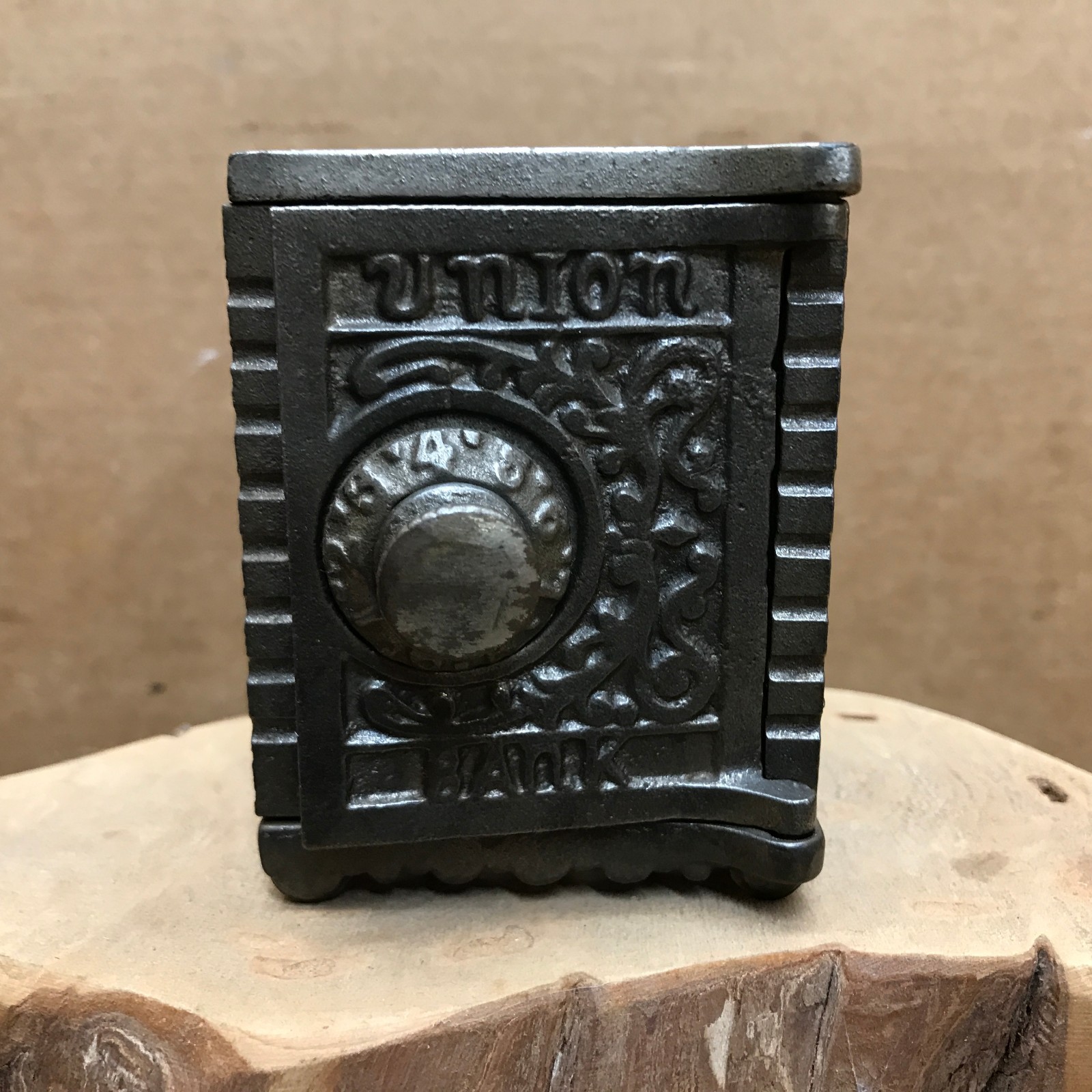 76 VINTAGE Kenton Union Bank Cast Iron Combination Bank 76 VINTAGE Kenton Union Bank Cast Iron Combination Bank