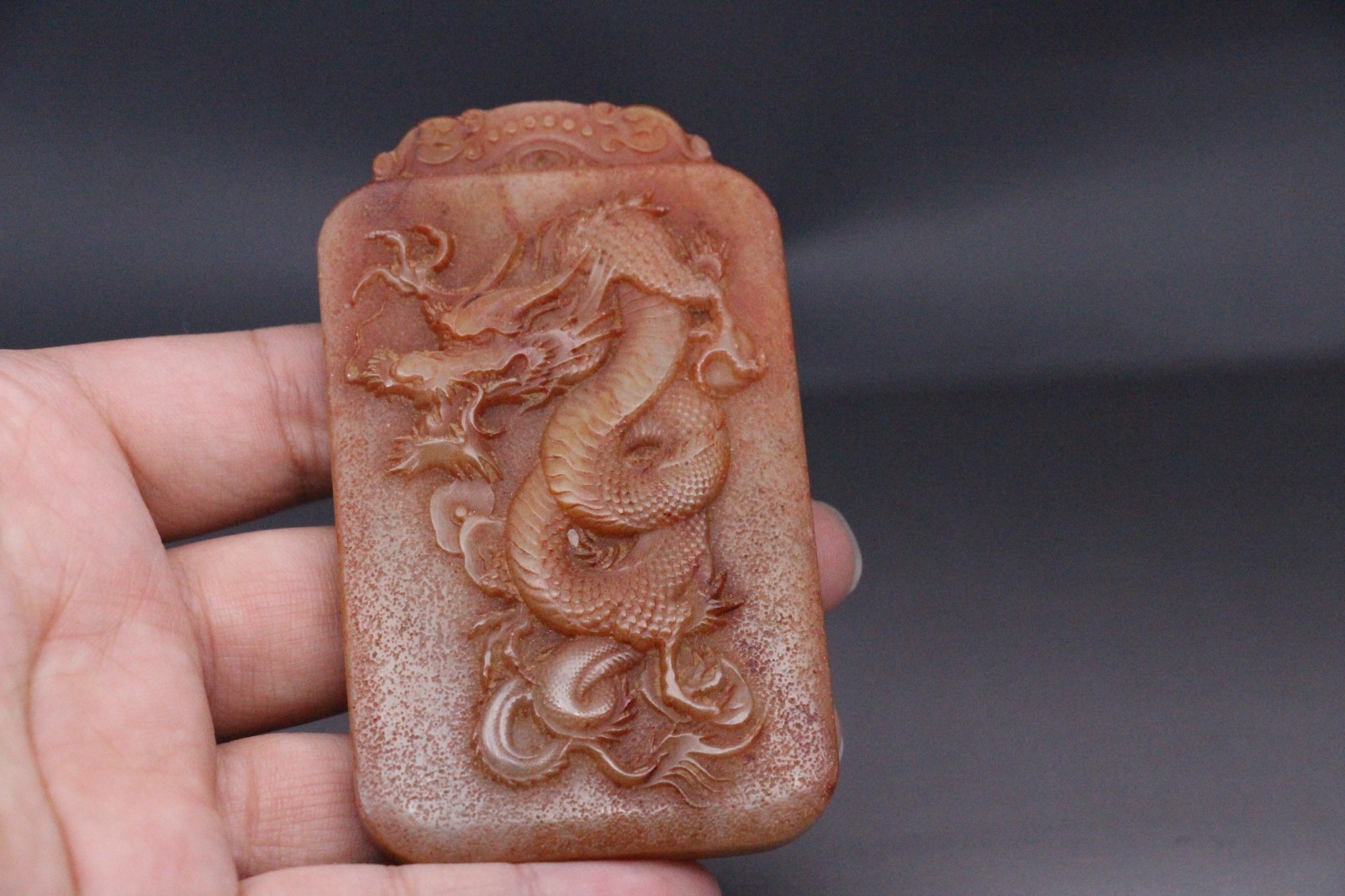 Chinese Antiques Hetian Jade Hand  Engraving Dragon Exquisite Brand Statue