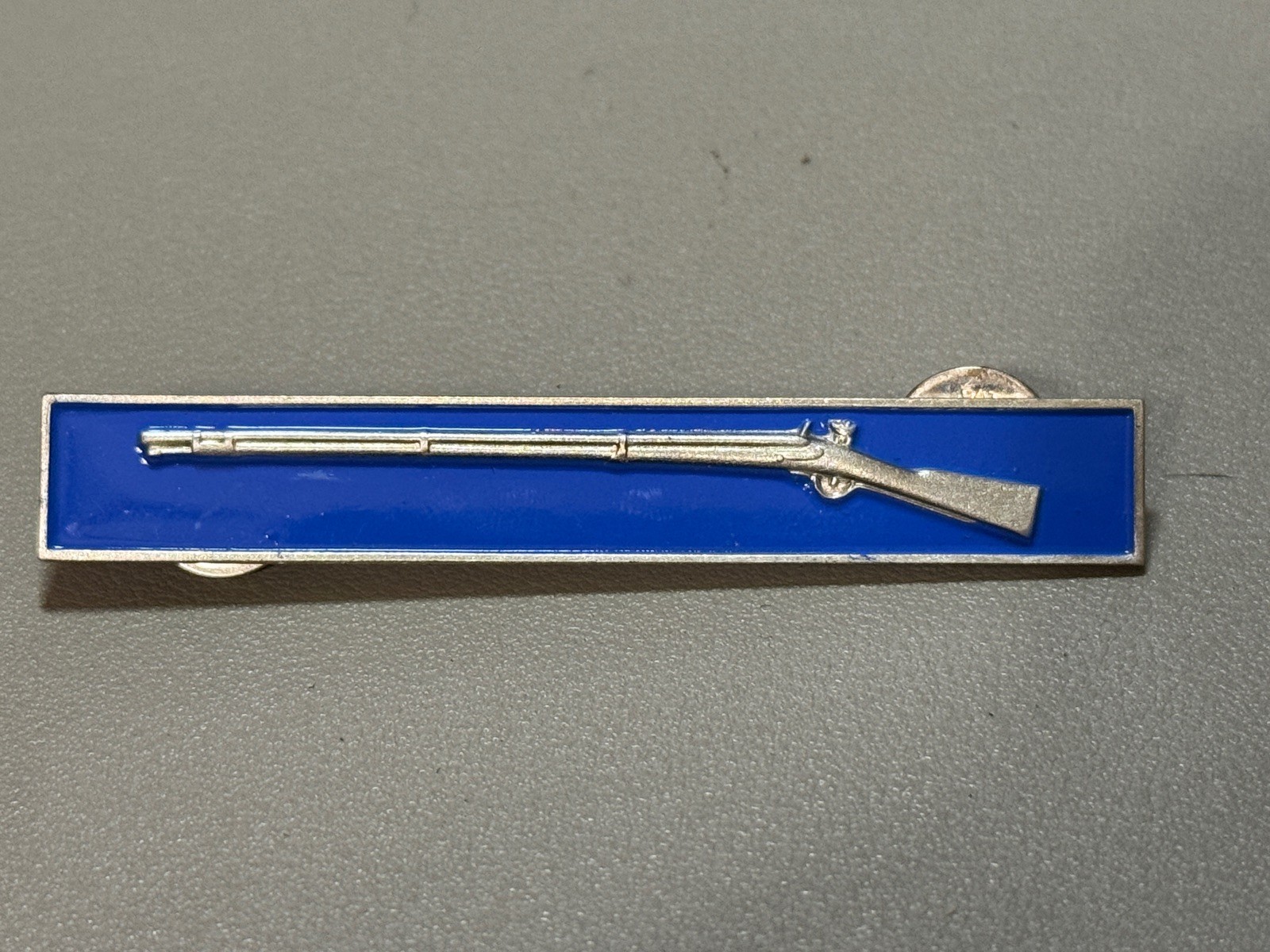 WWII U.S. Army Combat Infantryman Badge (CIB),EIB – Sterling Silver,Early Issue