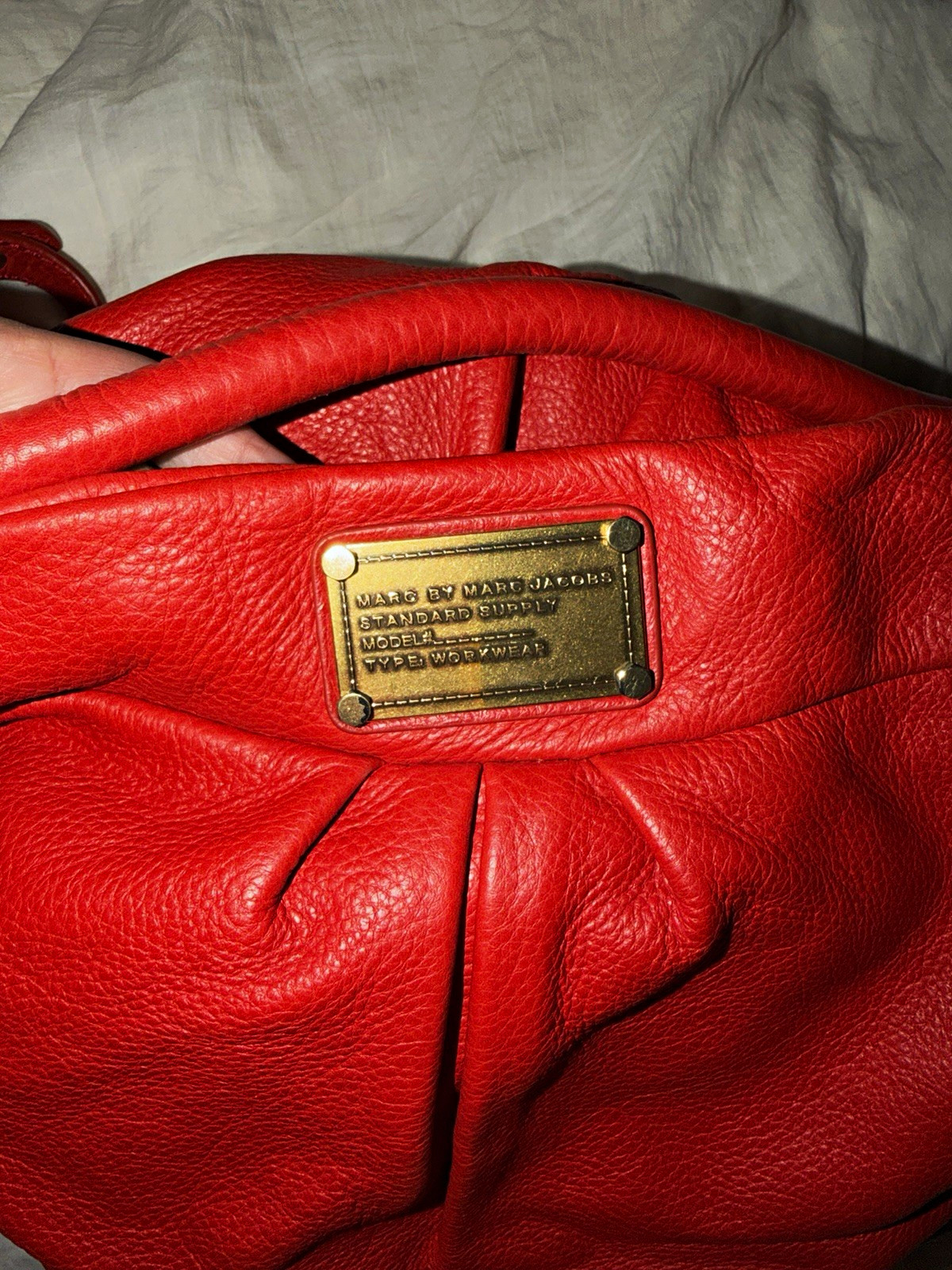 NWT Marc Jacobs Classic Q Hillier Italian Red Leather Hobo Crossbody bag Large NWT Marc Jacobs Classic Q Hillier Italian Red Leather Hobo Crossbody bag Large