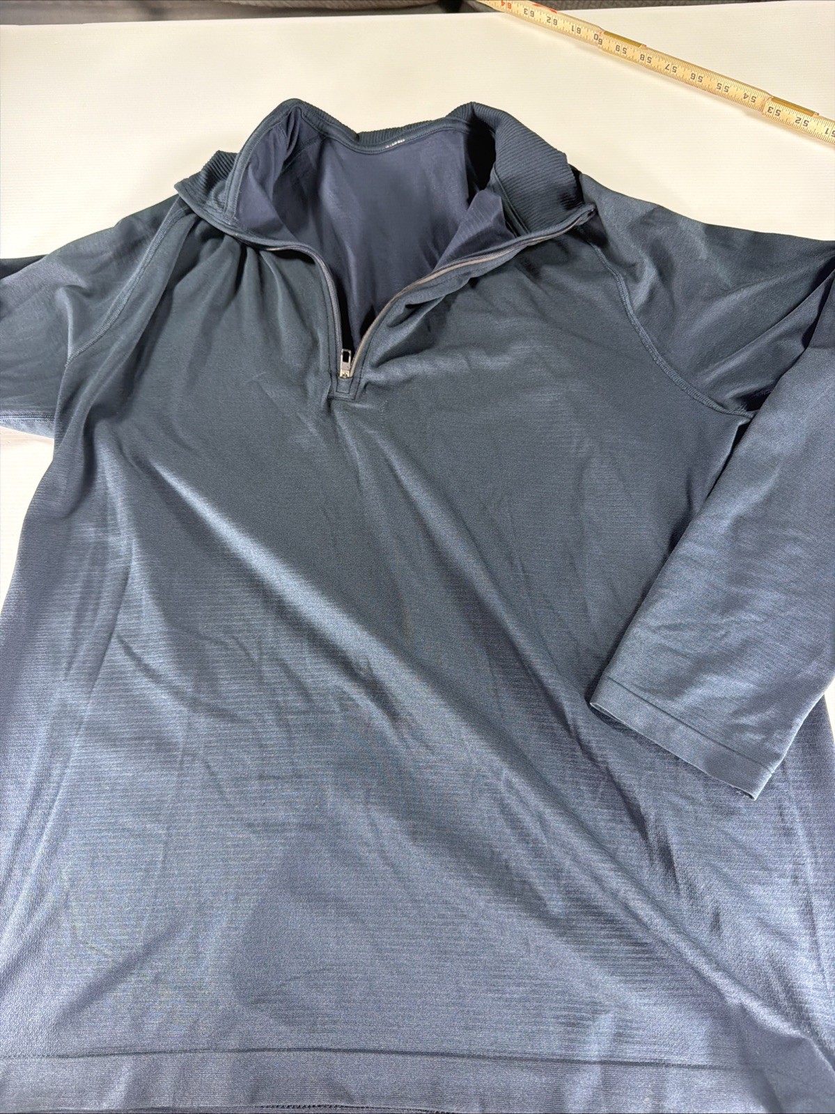 Lululemon Men’s 1/2 Zip Long Sleeve Pullover Blue Size L Lululemon Men’s 1/2 Zip Long Sleeve Pullover Blue Size L