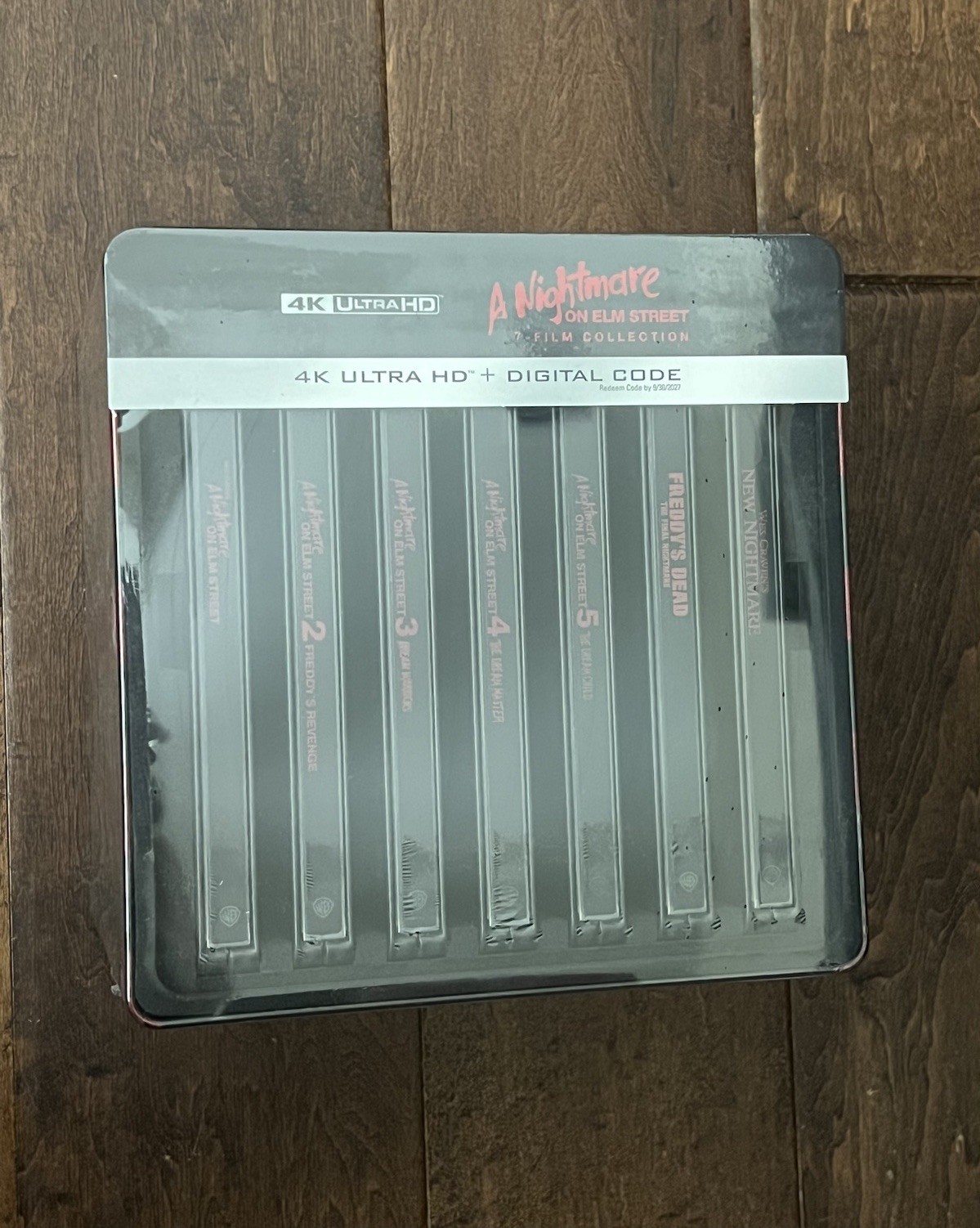A Nightmare On Elm Street 4K Steelbook Collection 7-Film Library Case IN HAND A Nightmare On Elm Street 4K Steelbook Collection 7-Film Library Case IN HAND