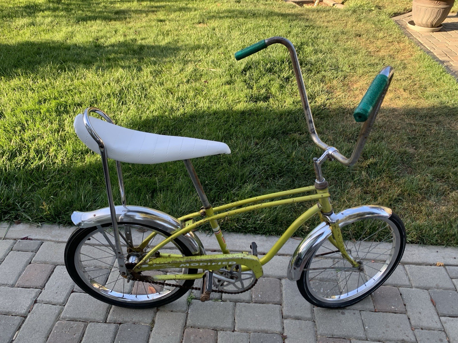 Rare Vintage Huffy Bicycle Green Antifreeze Green Bike Cheater Slick Modified Rare Vintage Huffy Bicycle Green Antifreeze Green Bike Cheater Slick Modified