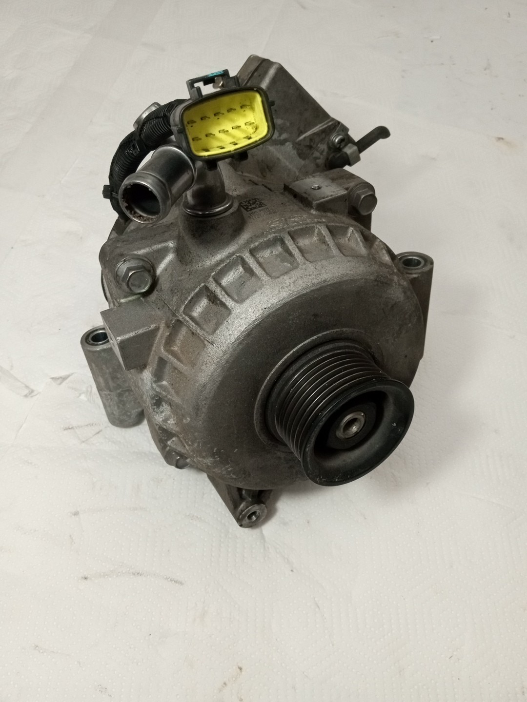 2011-2015 Hyundai Sonata 2011-2013 KIA Optima  HYBRID Alternator 37390 2G900 oem