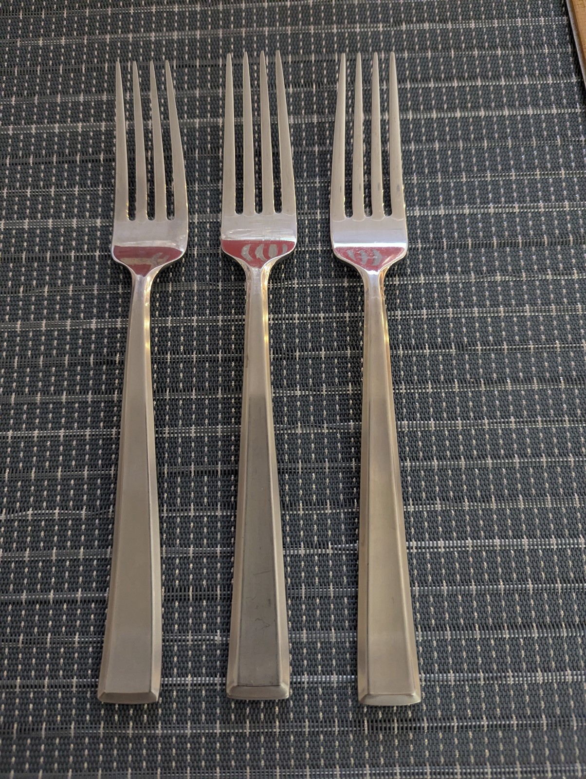 3 Dinner Forks Mikasa Essex Satin 18/10 Stainless Flatware Square Tip Curves Up