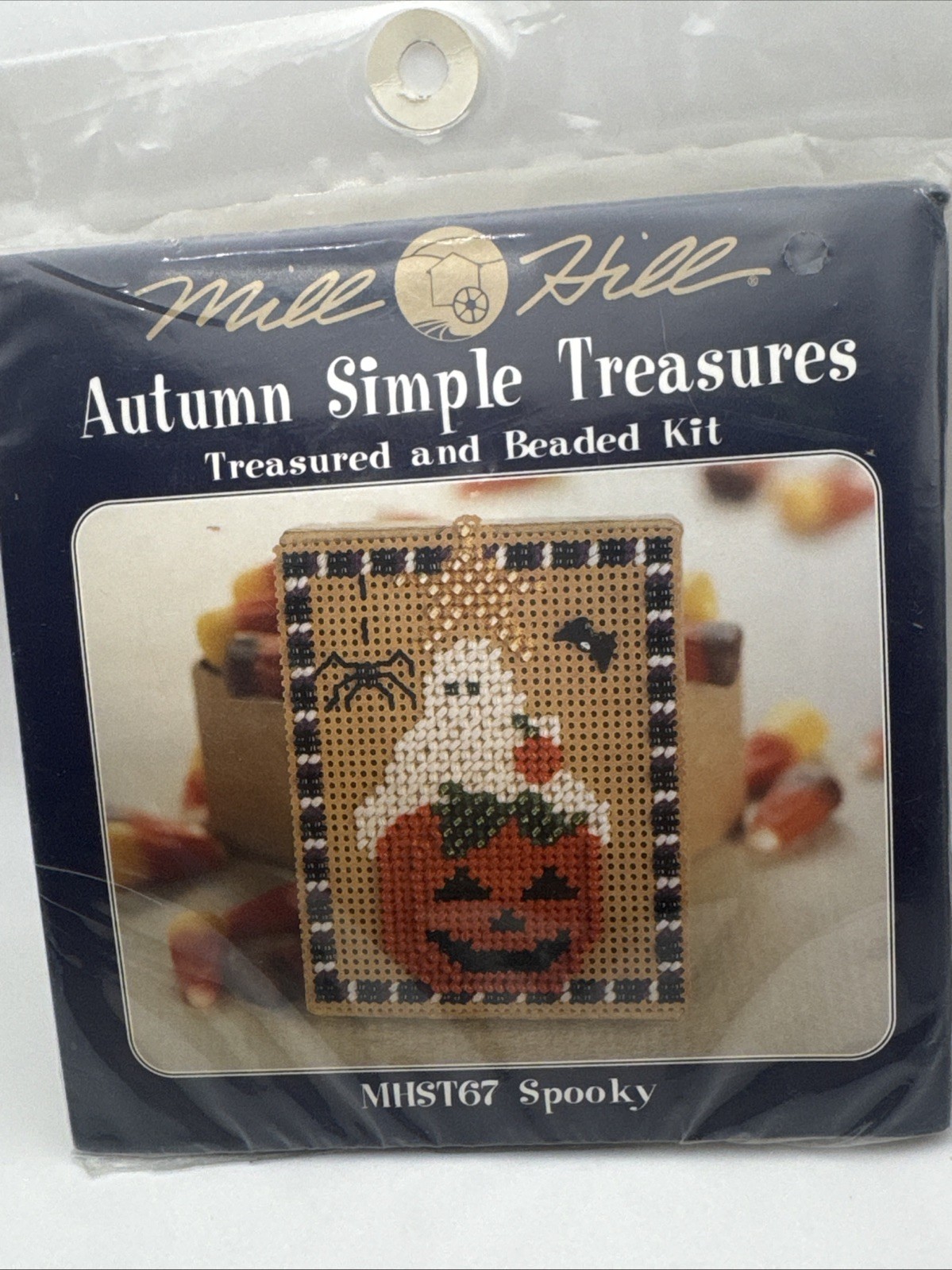 Vintage 2001 Mill Hill Simple Treasure Stitch Box Kit SPOOKY - Private Listing Vintage 2001 Mill Hill Simple Treasure Stitch Box Kit SPOOKY - Private Listing