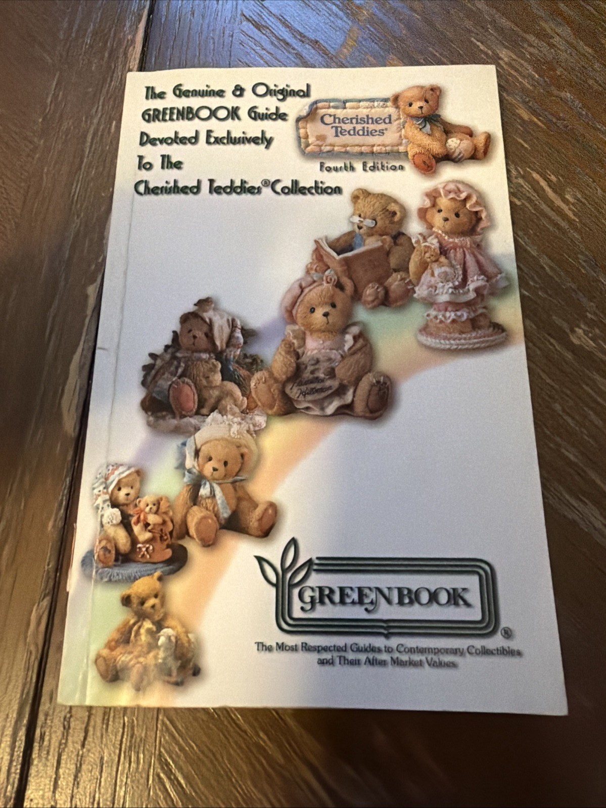 Greenbook Guide Devoted Exclusively to Cherished Teddies by Greenbook Publishing