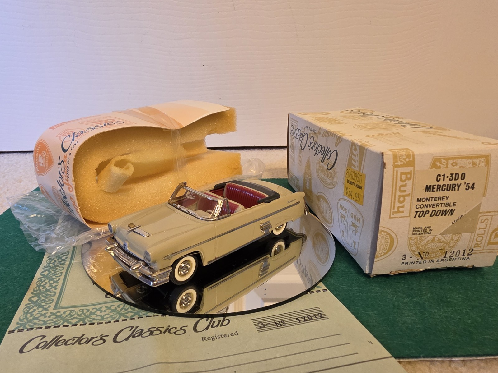 COLLECTOR\'S CLASSICS 1:43 1954 MERCURY TOP DOWN BEIGE CERTIFICATE/BOX \