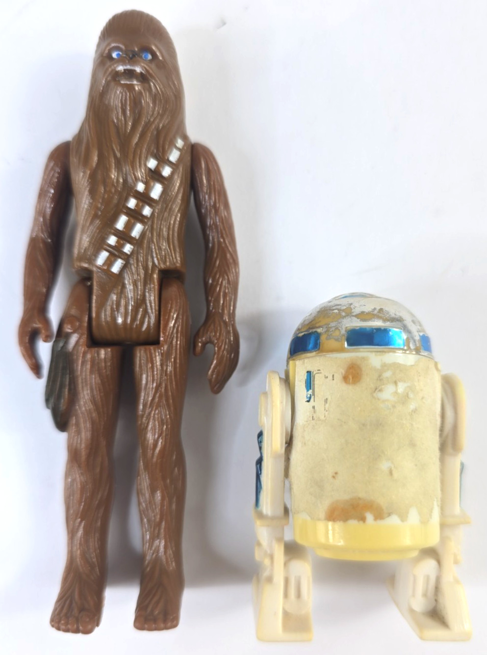 Lot Of 2: Vintage 1977 Kenner Star Wars R2-D2 & Chewbacca Action Figures