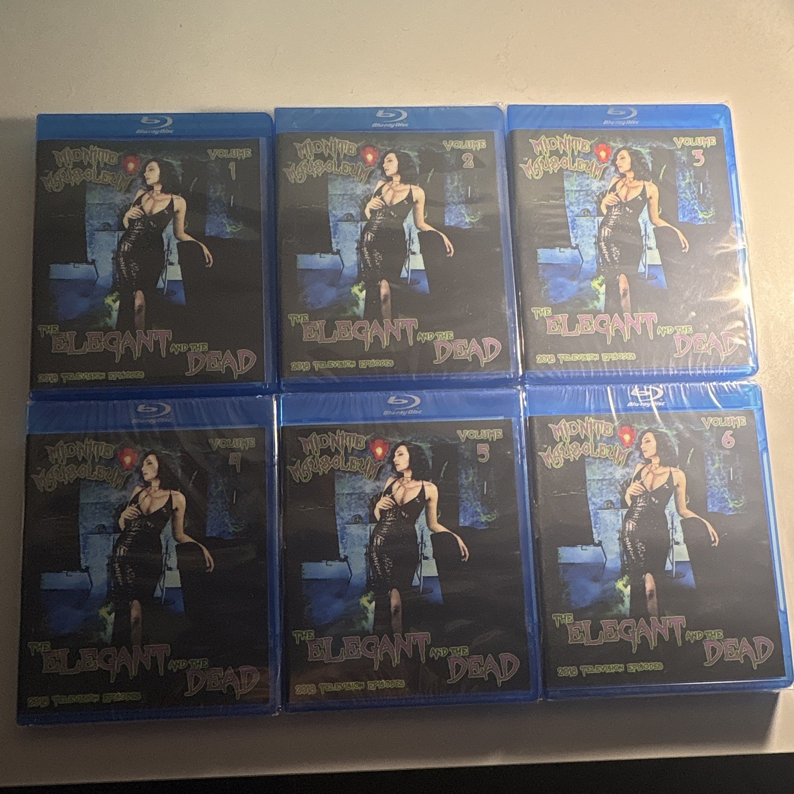 MIDNITE MAUSOLEUM Blu-ray Complete Collection 1-6 Collectors Set Horror RARE MIDNITE MAUSOLEUM Blu-ray Complete Collection 1-6 Collectors Set Horror RARE