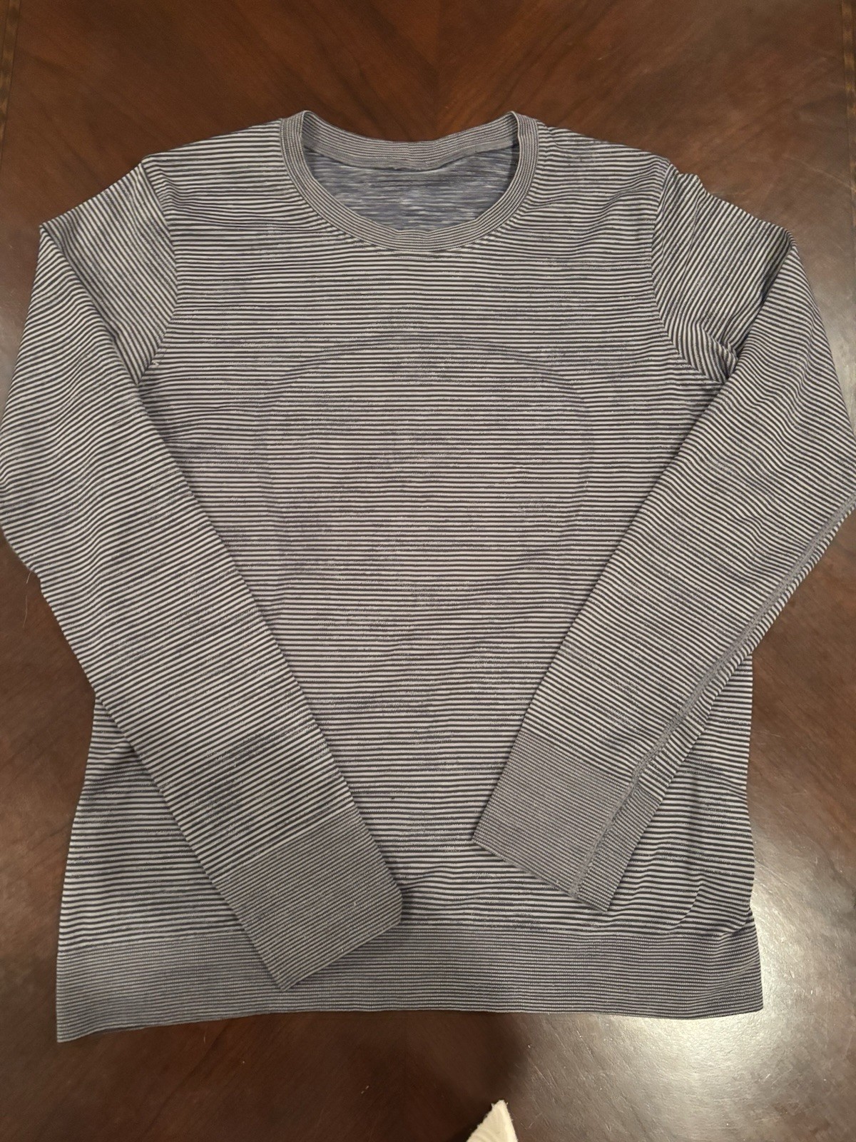 Lululemon Women’s Gray White Striped Long Sleeve Athletic Running Top