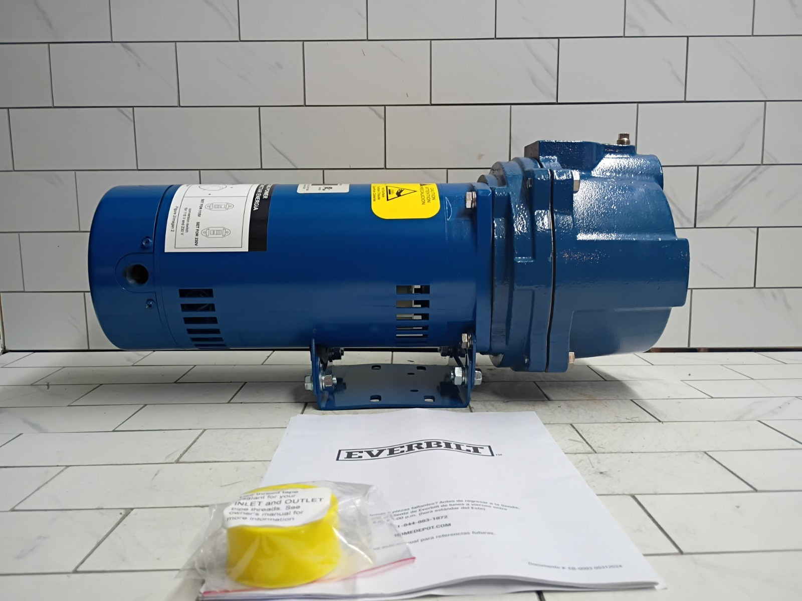 EVERBILT HDLS20 Professional Irrigation Pump Cast Iron 2HP NEW OPEN BOX