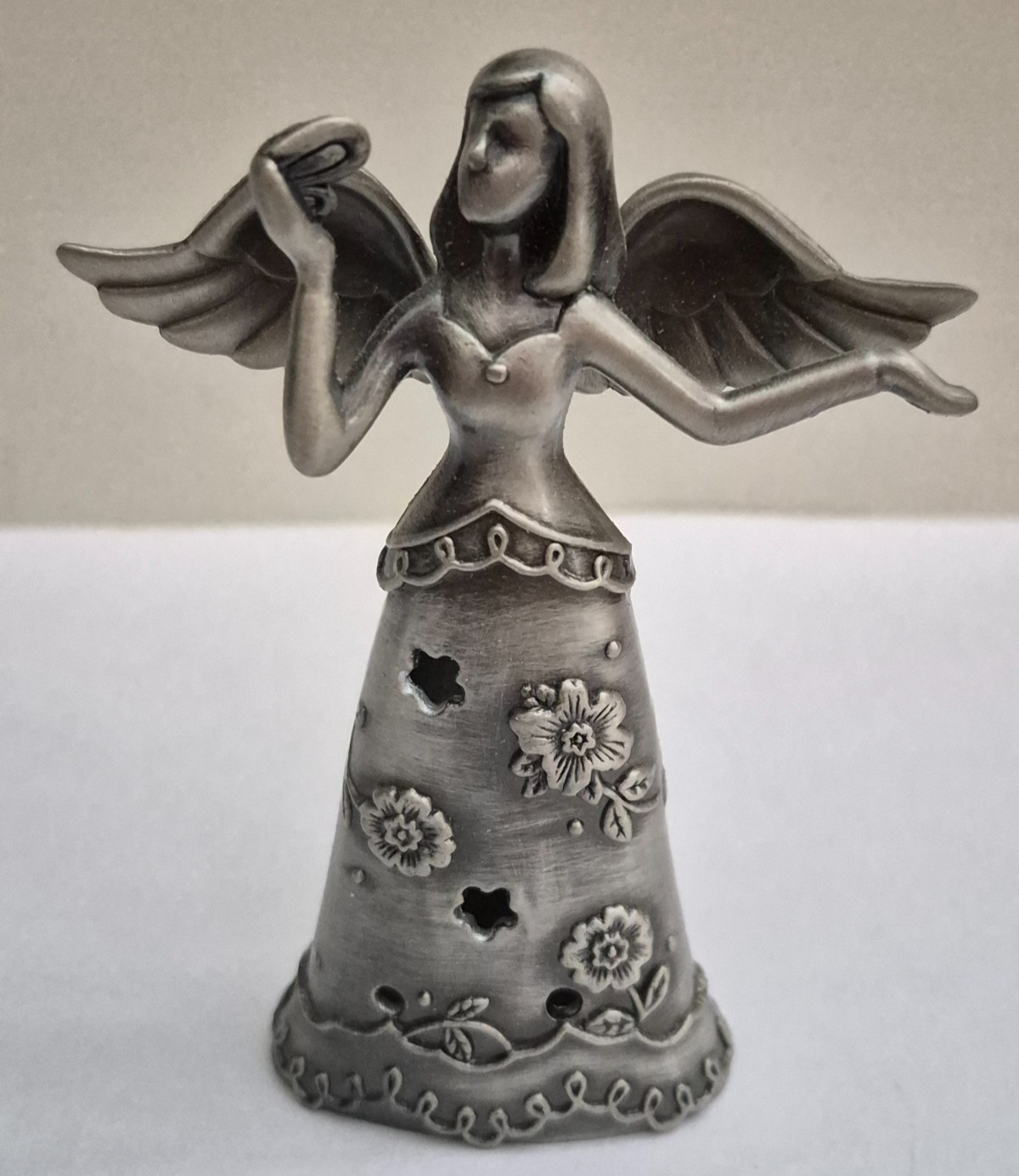 Faithful Angels by Ganz Angel of Daughters Pewter Angel with Butterfly 3.5” VGUC Faithful Angels by Ganz Angel of Daughters Pewter Angel with Butterfly 3.5” VGUC