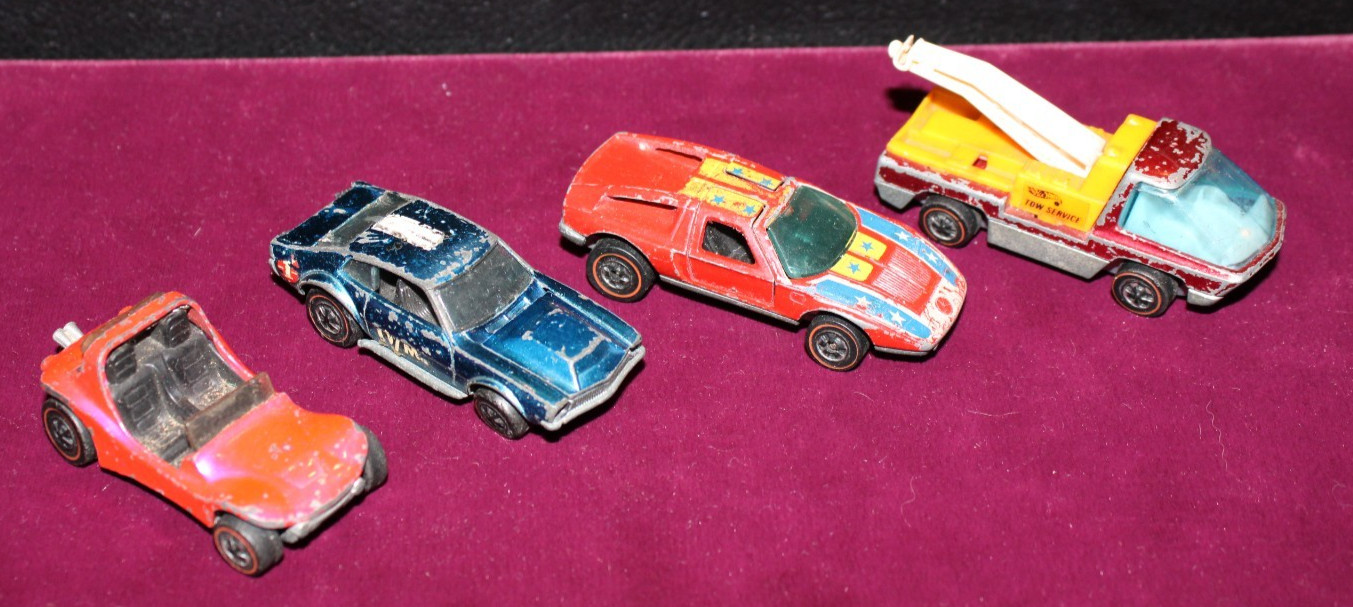 Lot of 4 Vintage Die-Cast Toy Cars Hot Wheels Red Line 1969, 1970 Lot of 4 Vintage Die-Cast Toy Cars Hot Wheels Red Line 1969, 1970