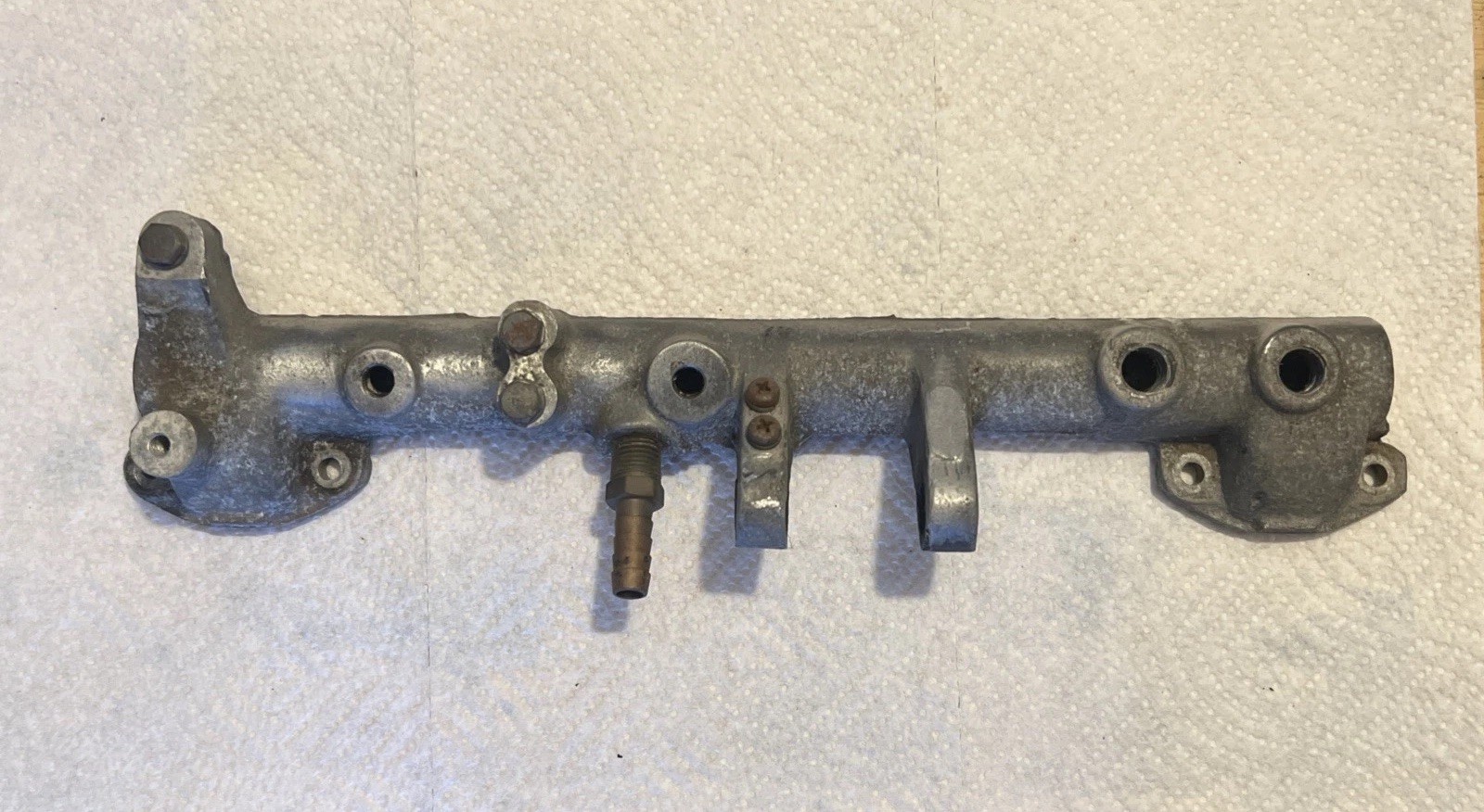 1970-71 E46 DATSUN 240Z INTAKE BALANCE TUBE OEM NO NON EGR Pre Smog