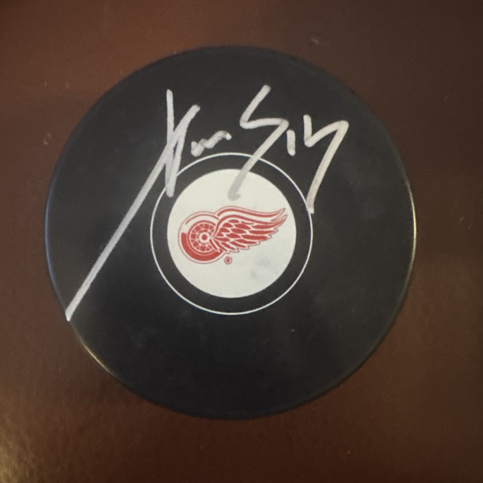 Pavel Datsyuk Autographed / Signed Detroit Red Wings NHL Puck