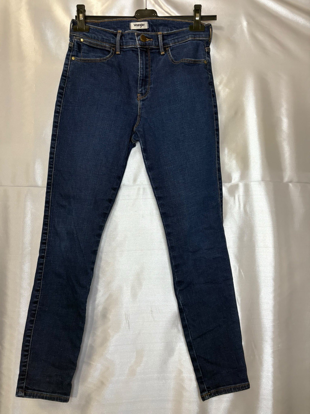 Wrangler Jeans Unisex Denim Blue Slim Size 38 Regular 5 Button Pockets Wrangler Jeans Unisex Denim Blue Slim Size 38 Regular 5 Button Pockets