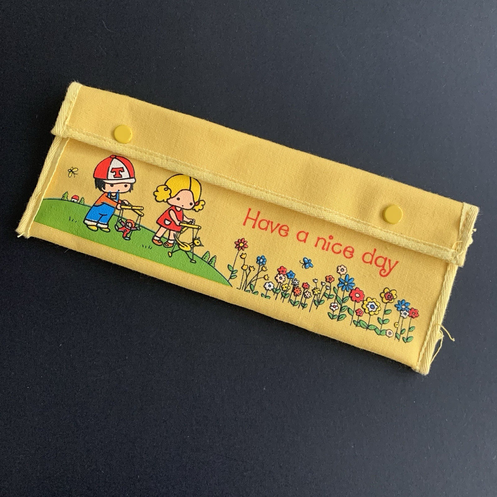 Vtg 1970s Snap Closure Fabric Pencil Case “Have A Nice Day” Yellow Flowers Kids Vtg 1970s Snap Closure Fabric Pencil Case “Have A Nice Day” Yellow Flowers Kids