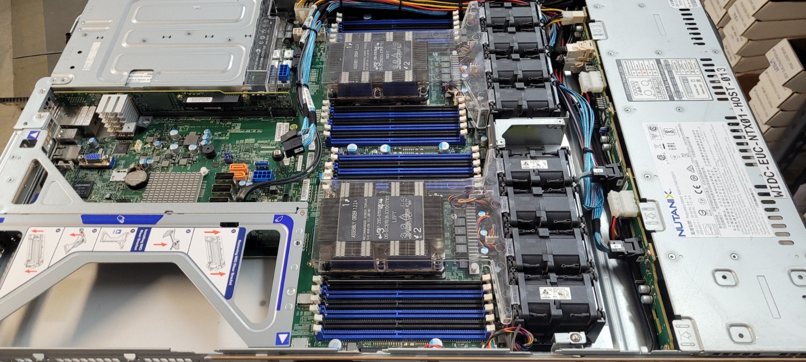 Nutanix NXS1U1NS10G610 NX-3170-G7 no cpu, no ram. w/ heatsinks w/pwr sup Nutanix NXS1U1NS10G610 NX-3170-G7 no cpu, no ram. w/ heatsinks w/pwr sup
